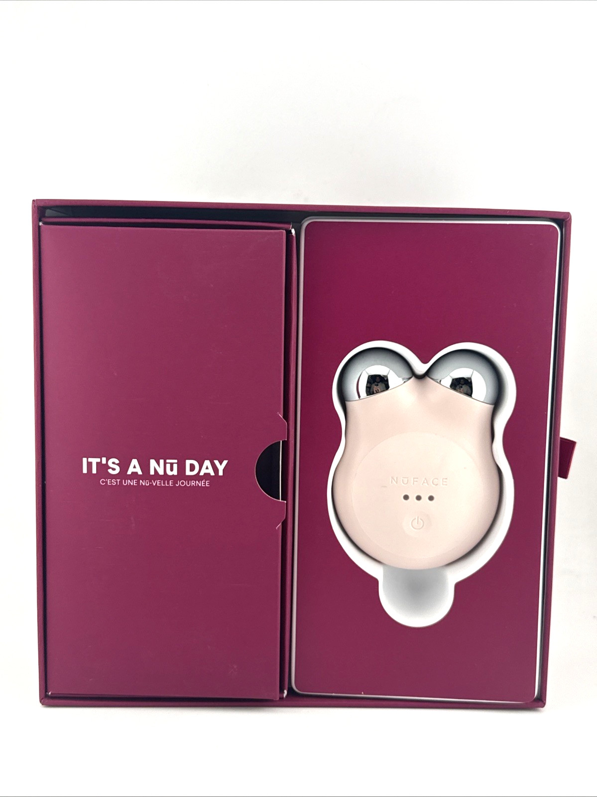 NuFACE Mini+ SR – Smart Advanced Facial Microcurrent Device (Holiday Box)