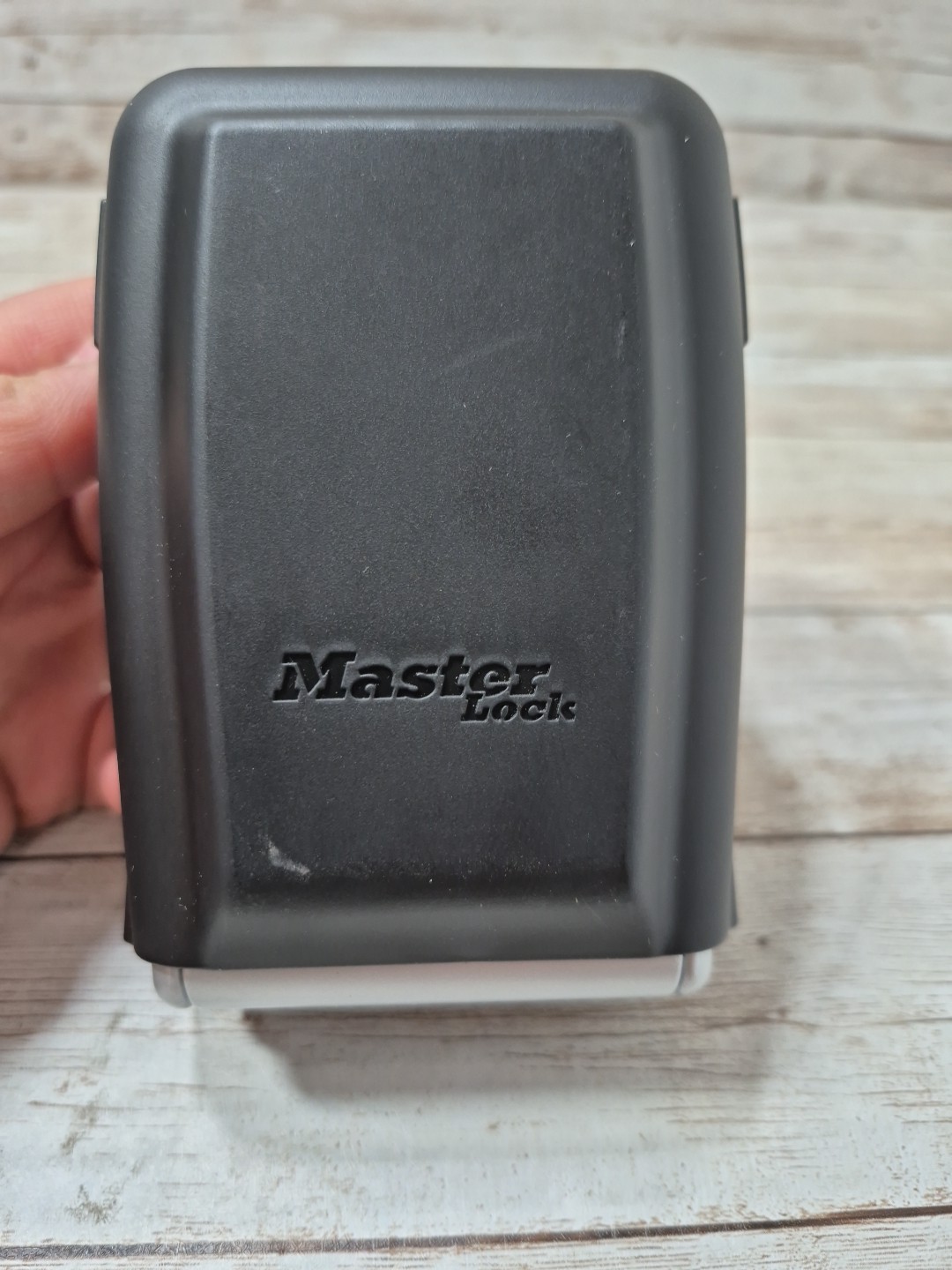 Master Lock 5423EC Wall Mount Push Button Lock Box