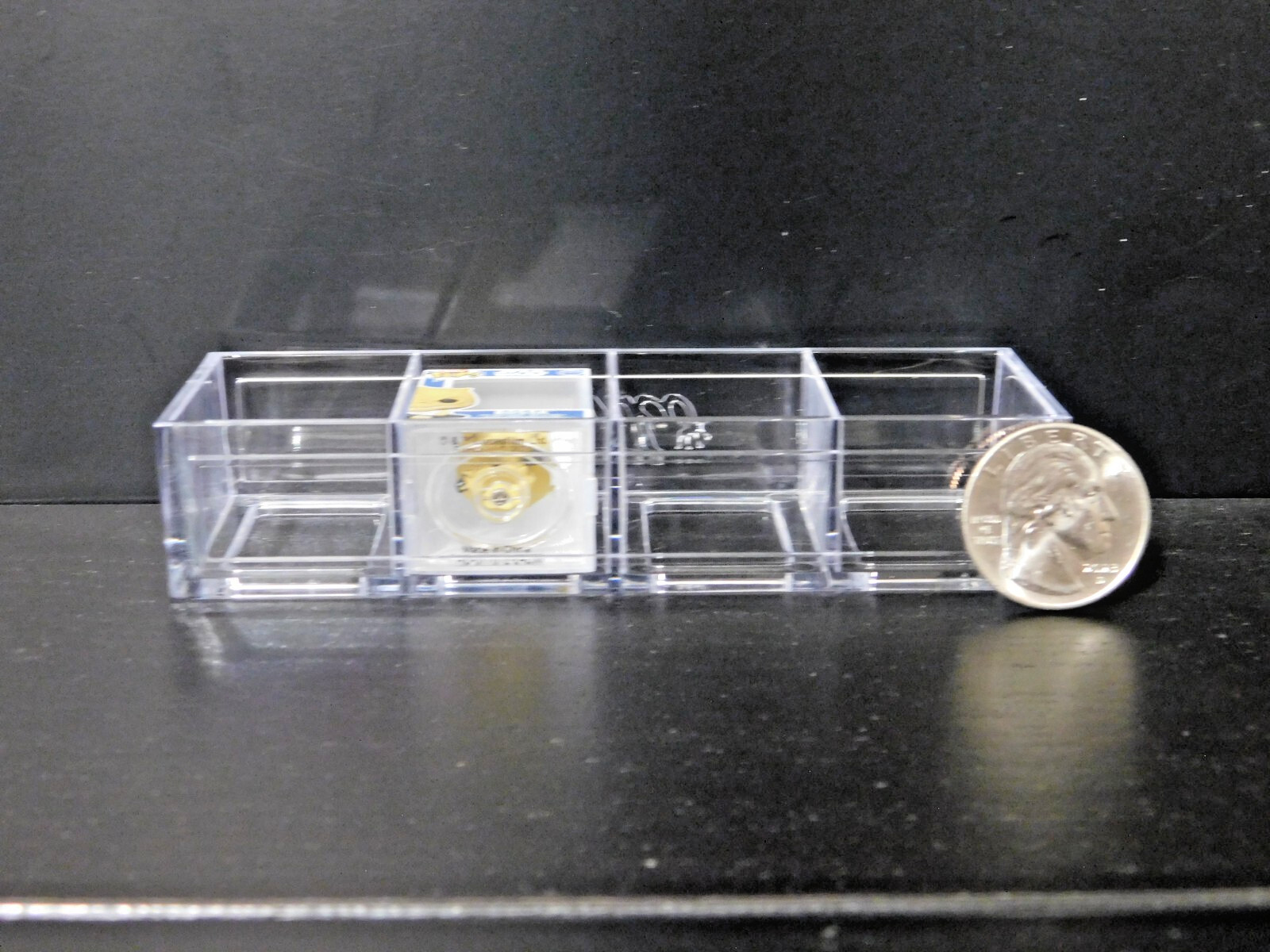 1 Funko Bitty POP! 4 Slot Stackabe Display Case Original Version, No tabs