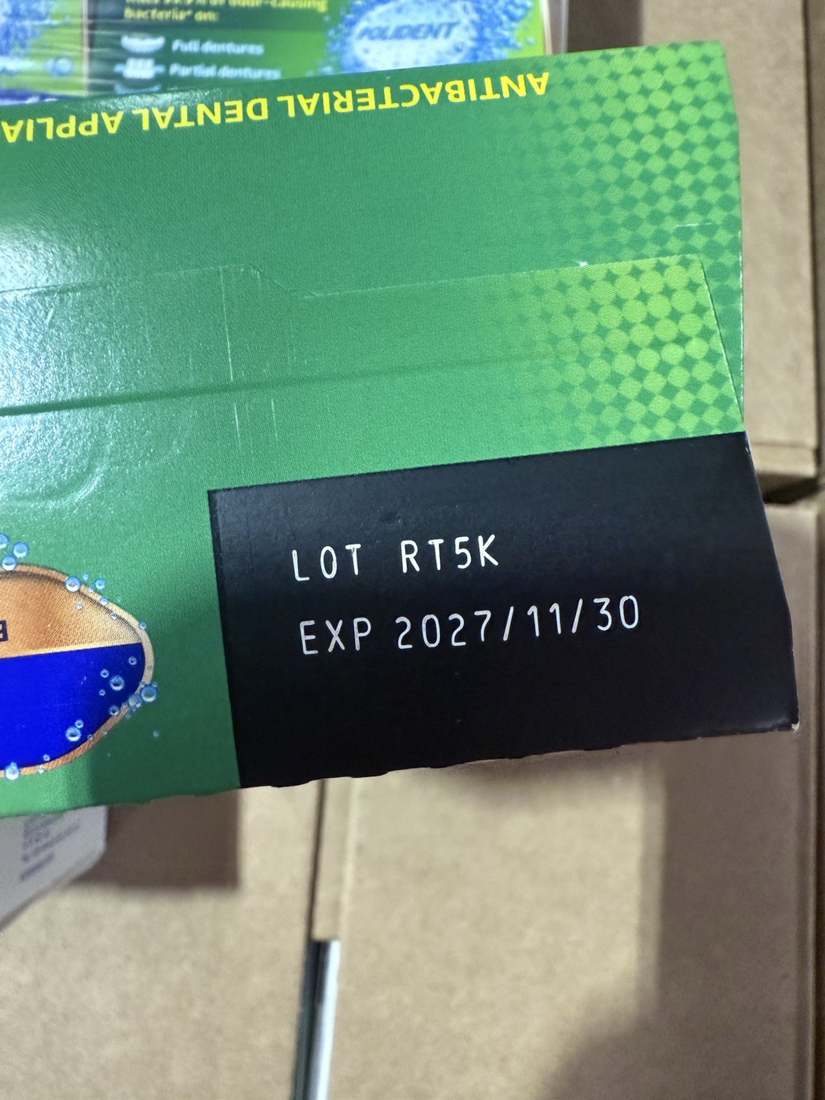 12-pack Polident Overnight Whitening Antibacterial Dental Appliance Cleanser 60