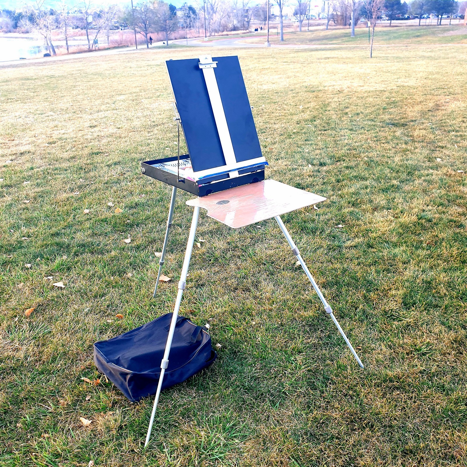 PORTABLE ARTIST EASEL - FULLY ADJUSTABLE STURDY ALUMINUM GREAT CONDITION - ROLFS