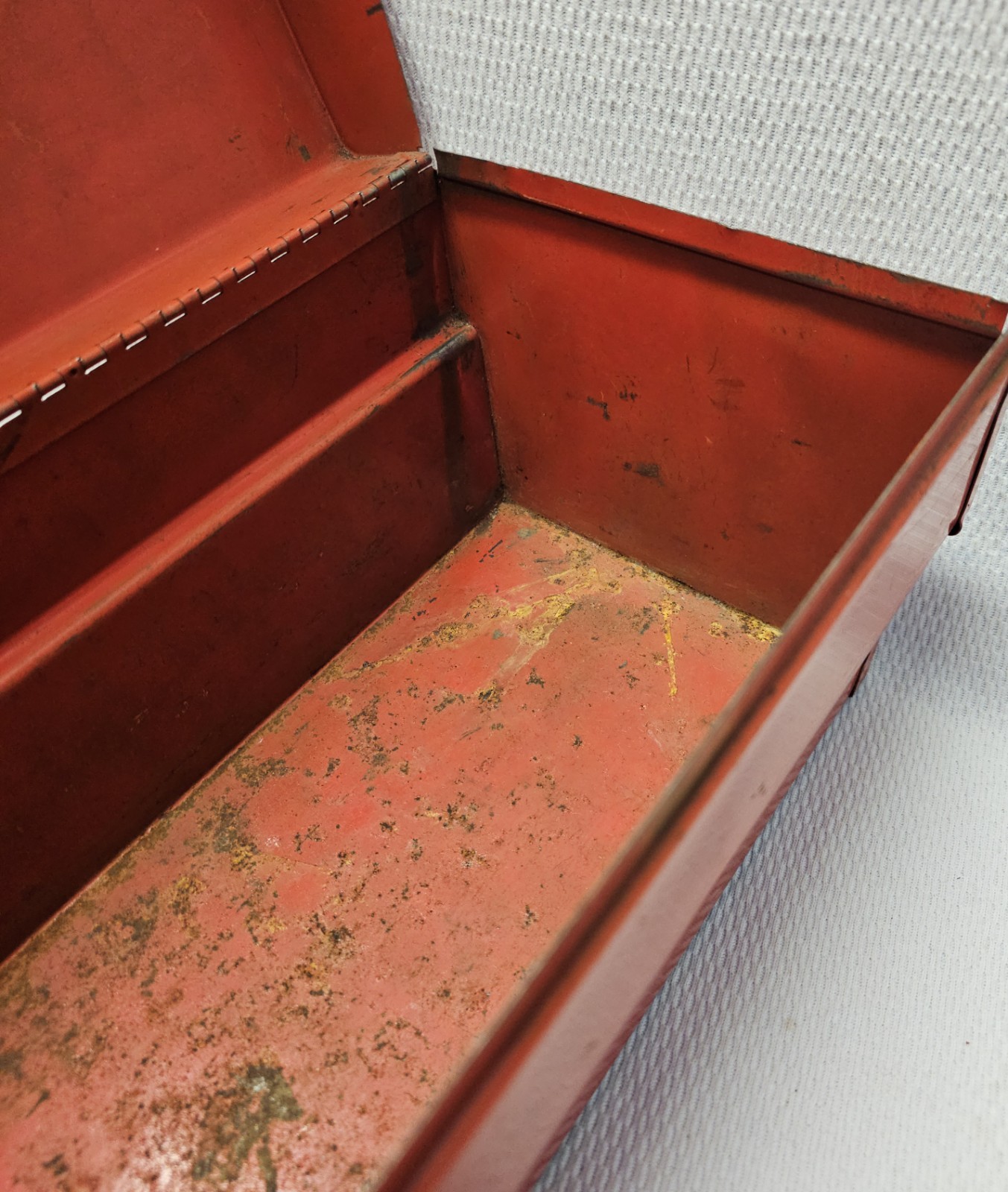 Vintage 1970's Mopar Dodge Scat Pack Bumblebee Red Toolbox NO Tray 7.5" × 20"