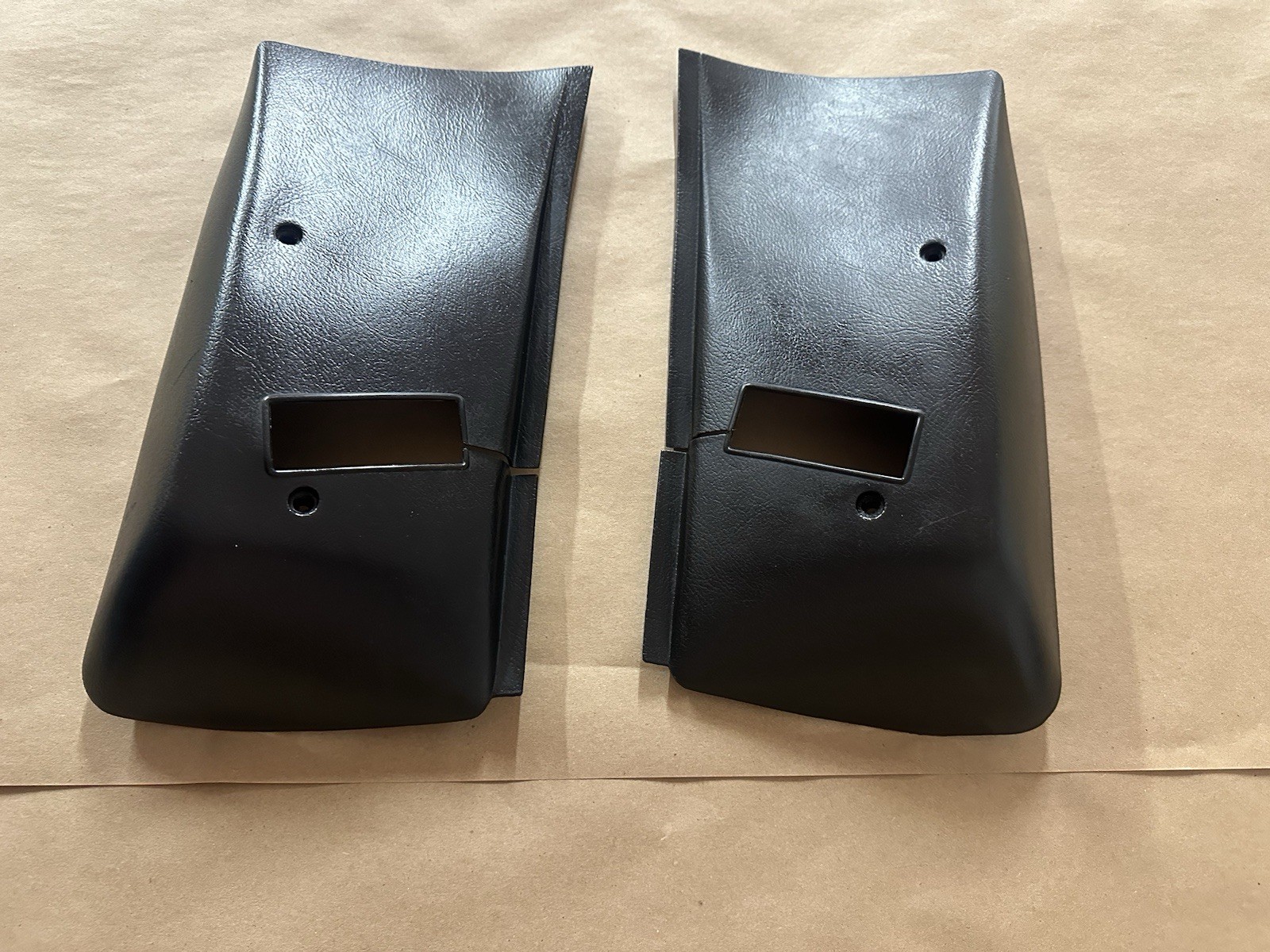 1975 - 1981 Pontiac Firebird Trans Am Camaro Roof Seat Belt Retractor Cover 1979