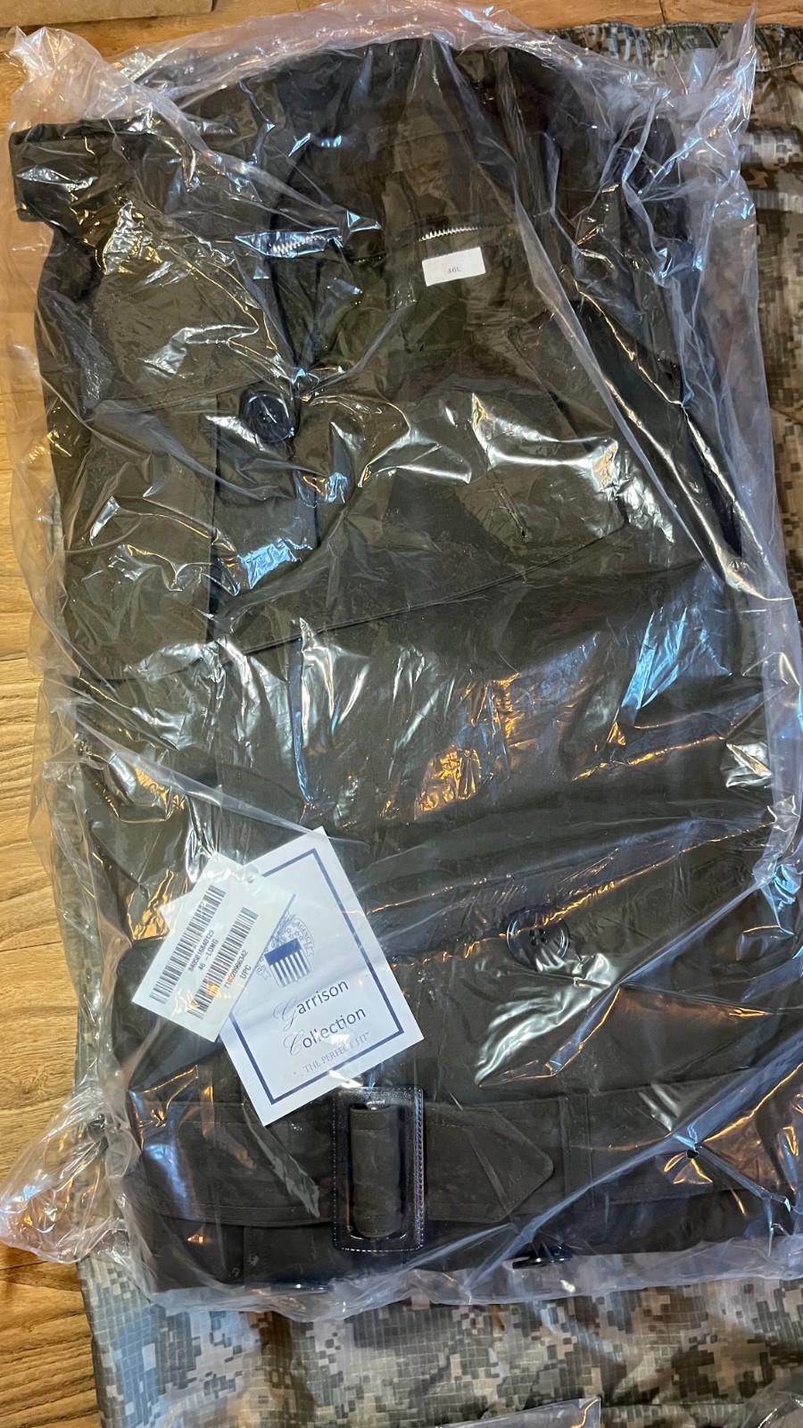 Army issue AGSU Military Service Uniform (NEVER WORN)