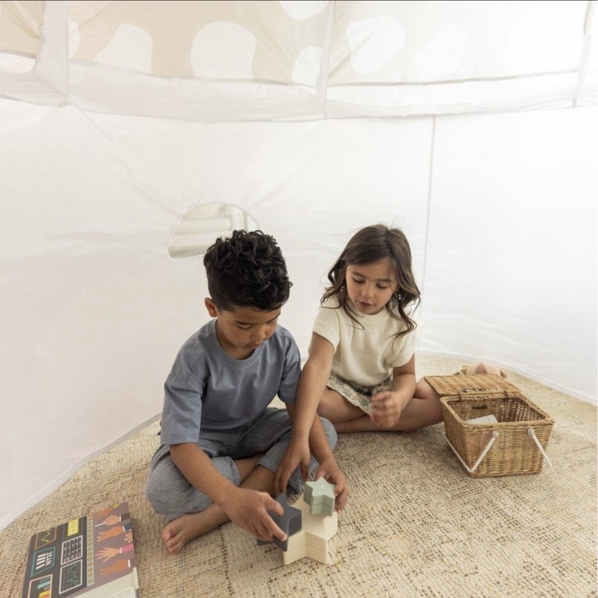 SMOL Air Fort Inflatable Mushroom Tent Kids Play Fort Beige Polka Dot NEW Sealed