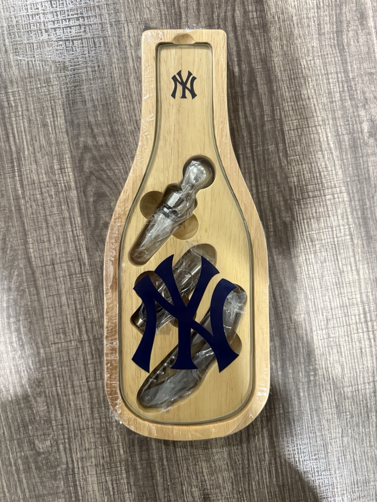 Yankees 3Pcs Corkscrew Opener Set Foil Cutter Drip Collar Protector Cork Stopper