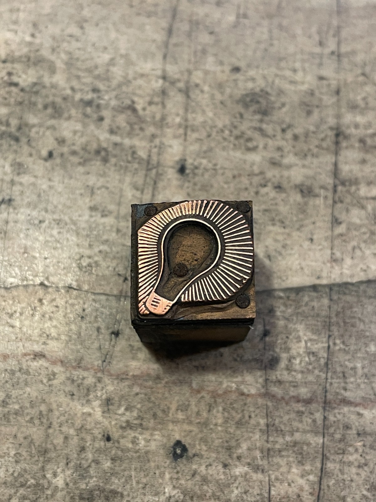 Printing Letterpress Printers Block Illuminated Light Bulb (1246)