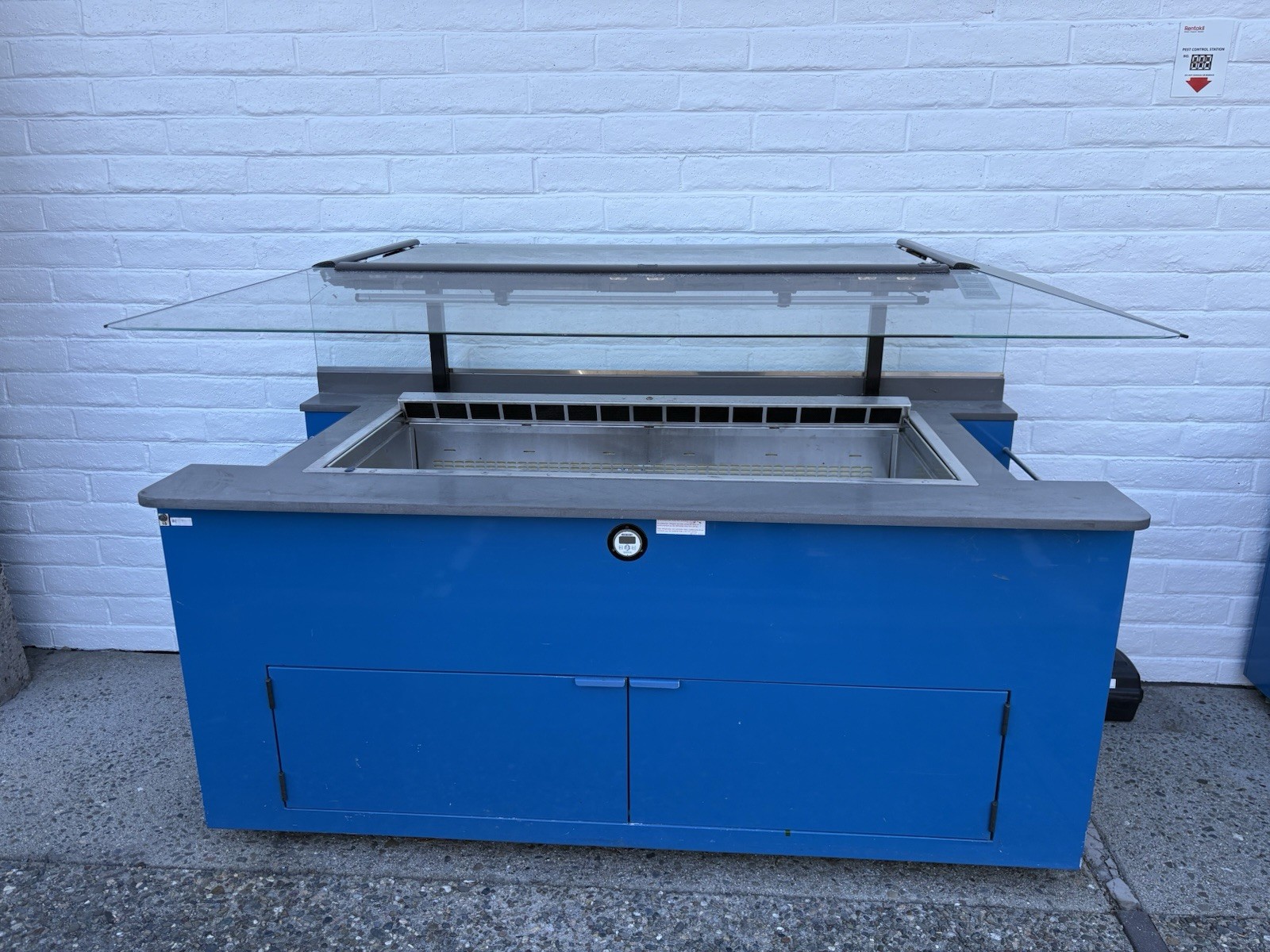 Hussmann Commercial Open Air Reach In Refrigerator Cooler