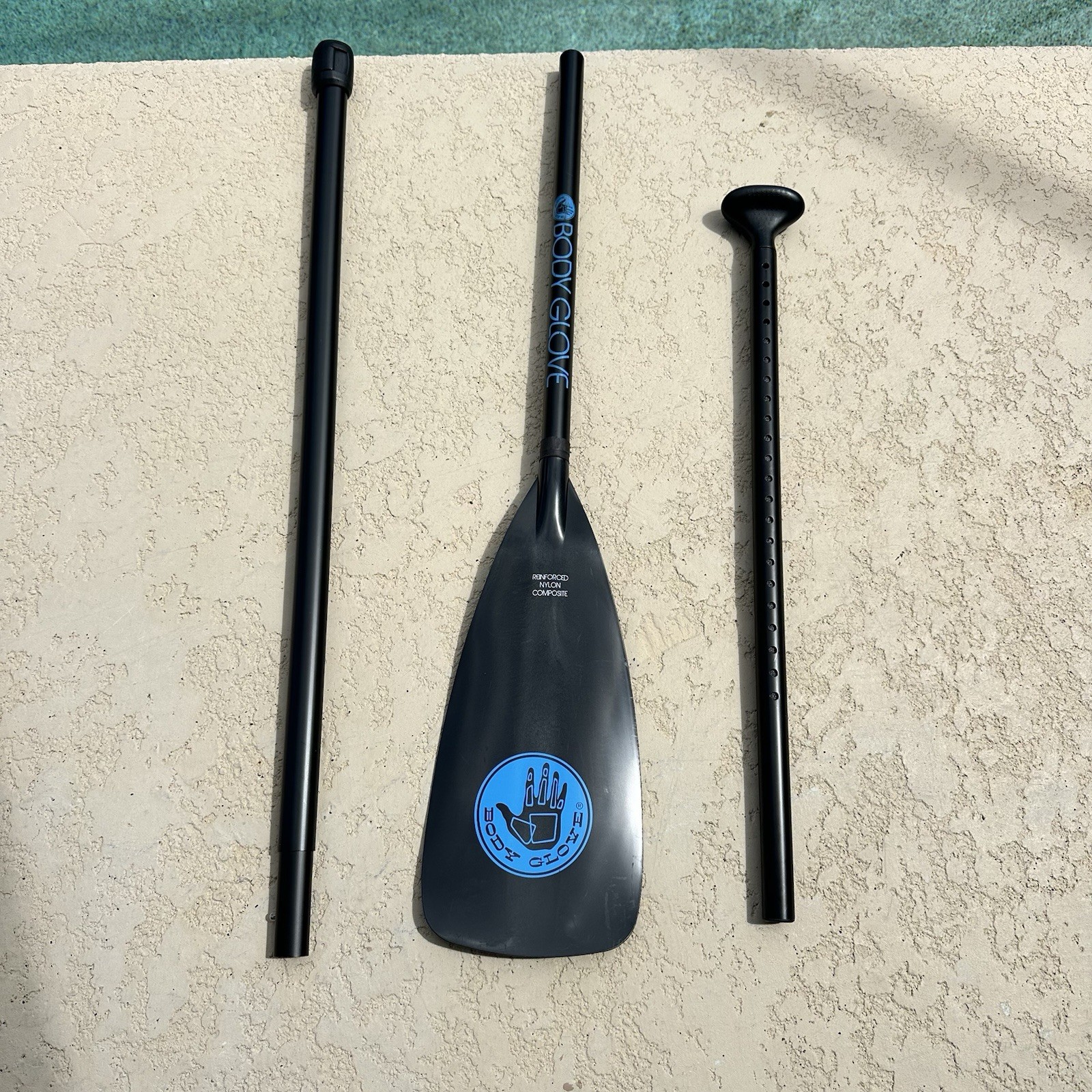 3-Piece Adjustable SUP Paddle –Lightweight, Floating Aluminum Shaft (Body Glove)