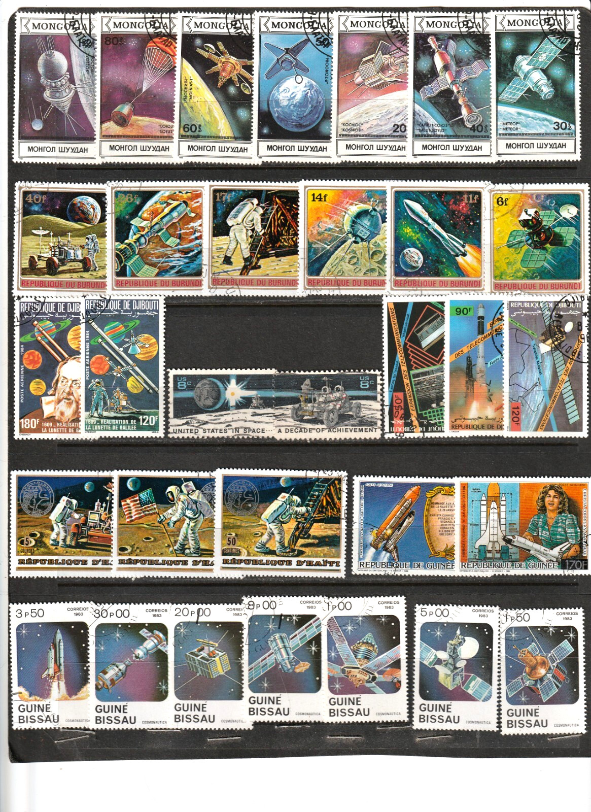 SPACE = 8 Complete Colorful Sets.