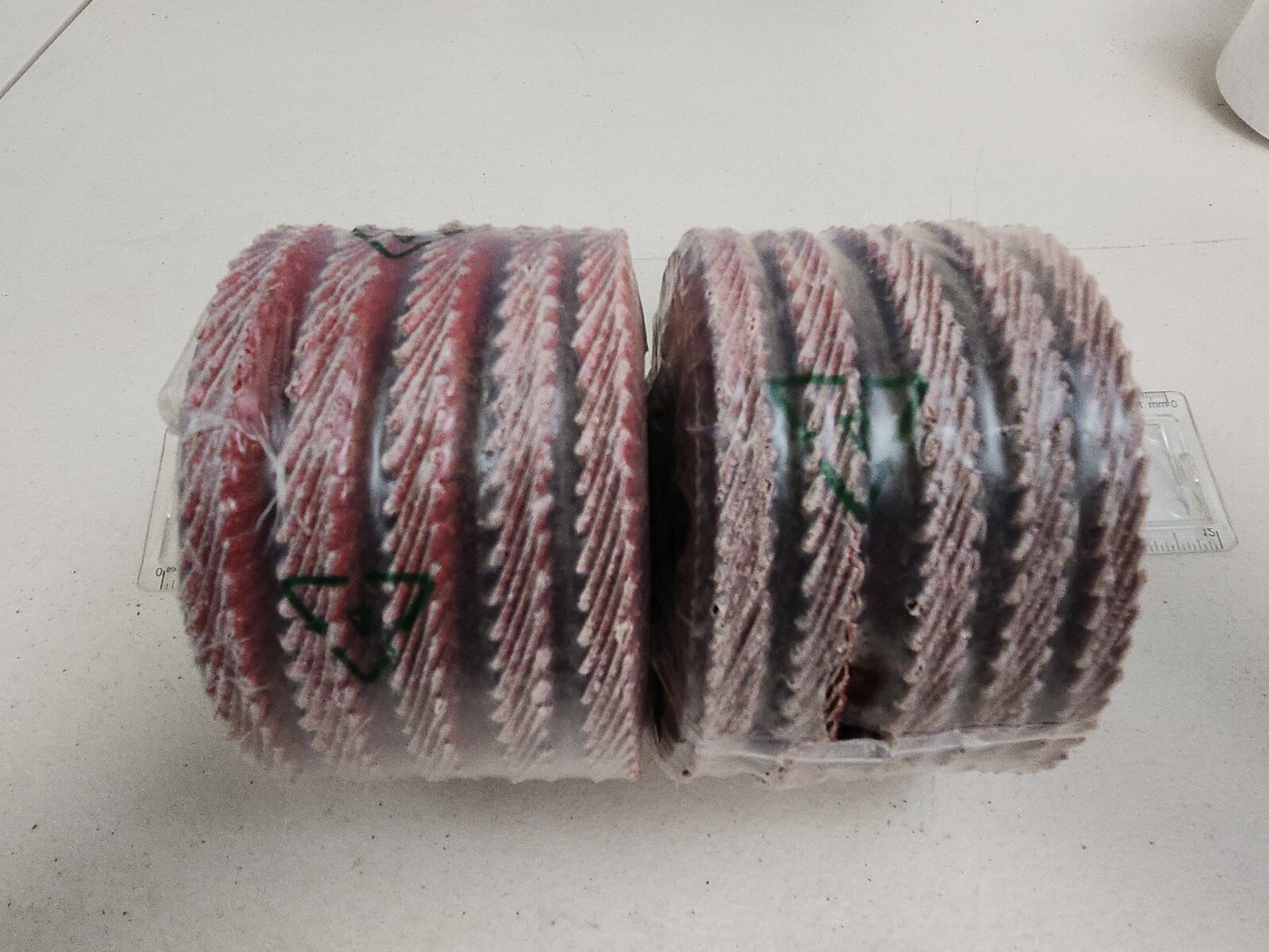 Dewalt DWA 8280 H 4 1/2" X 5/8-11" 40 Grit Ceramic Flap Disc 10 Pack NEW