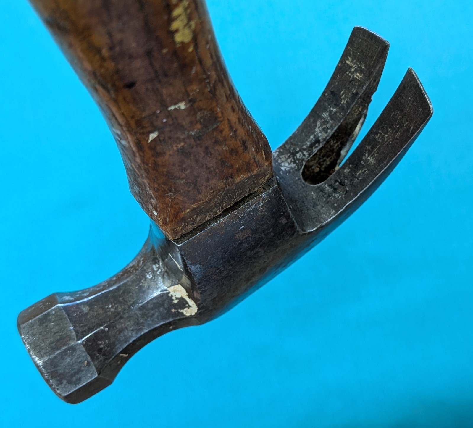 1940's Wards Master Quality Curved Claw Hammer 22 oz. Total