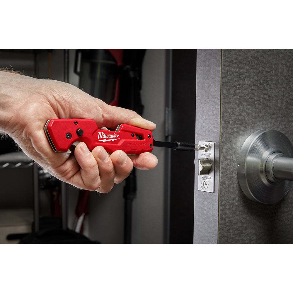 Milwaukee 48-22-1540 FASTBACK 5 in 1 Folding Pocket Knife