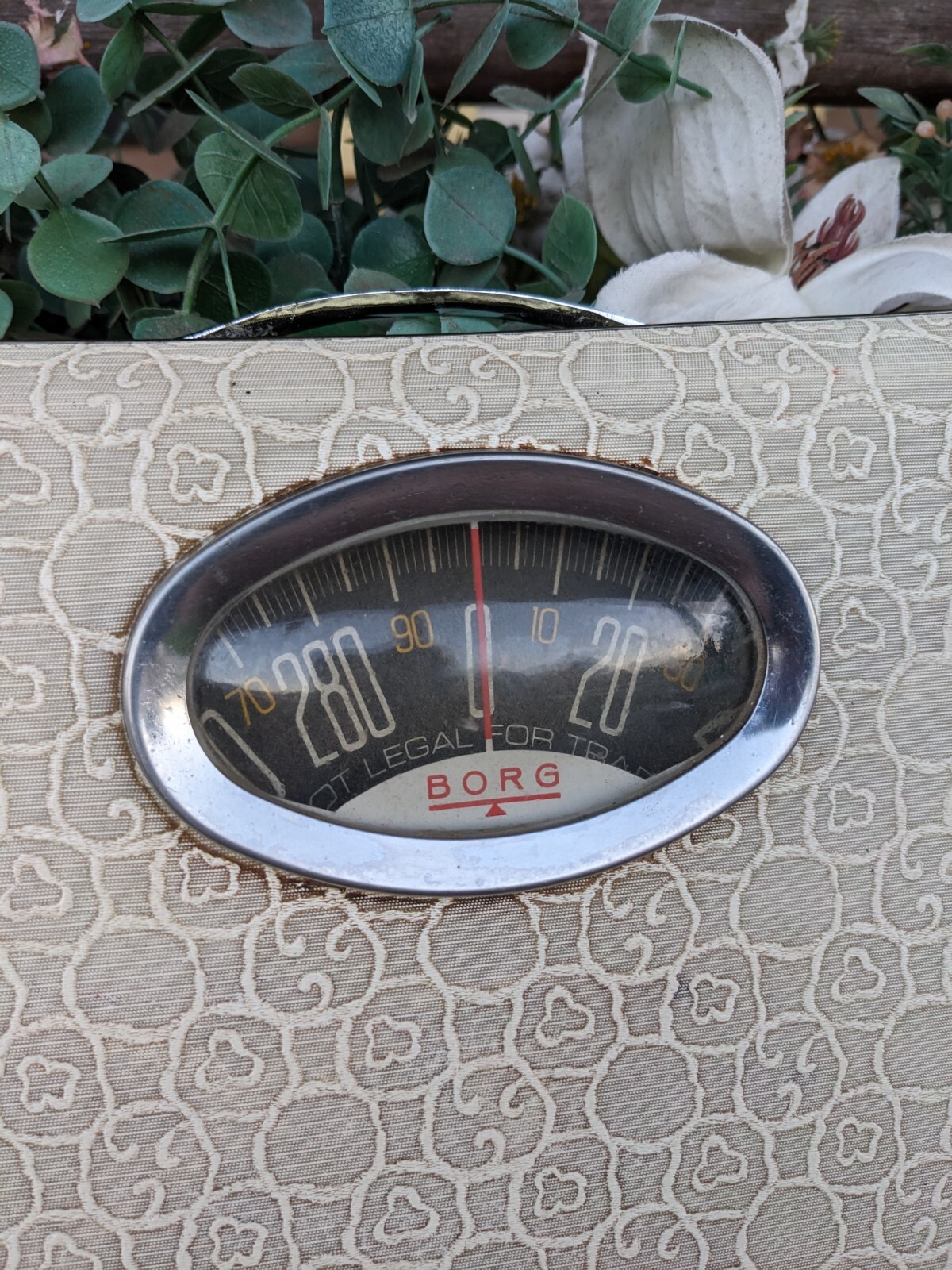 Vintage MCM BORG Beige/Gold Bathroom Scale