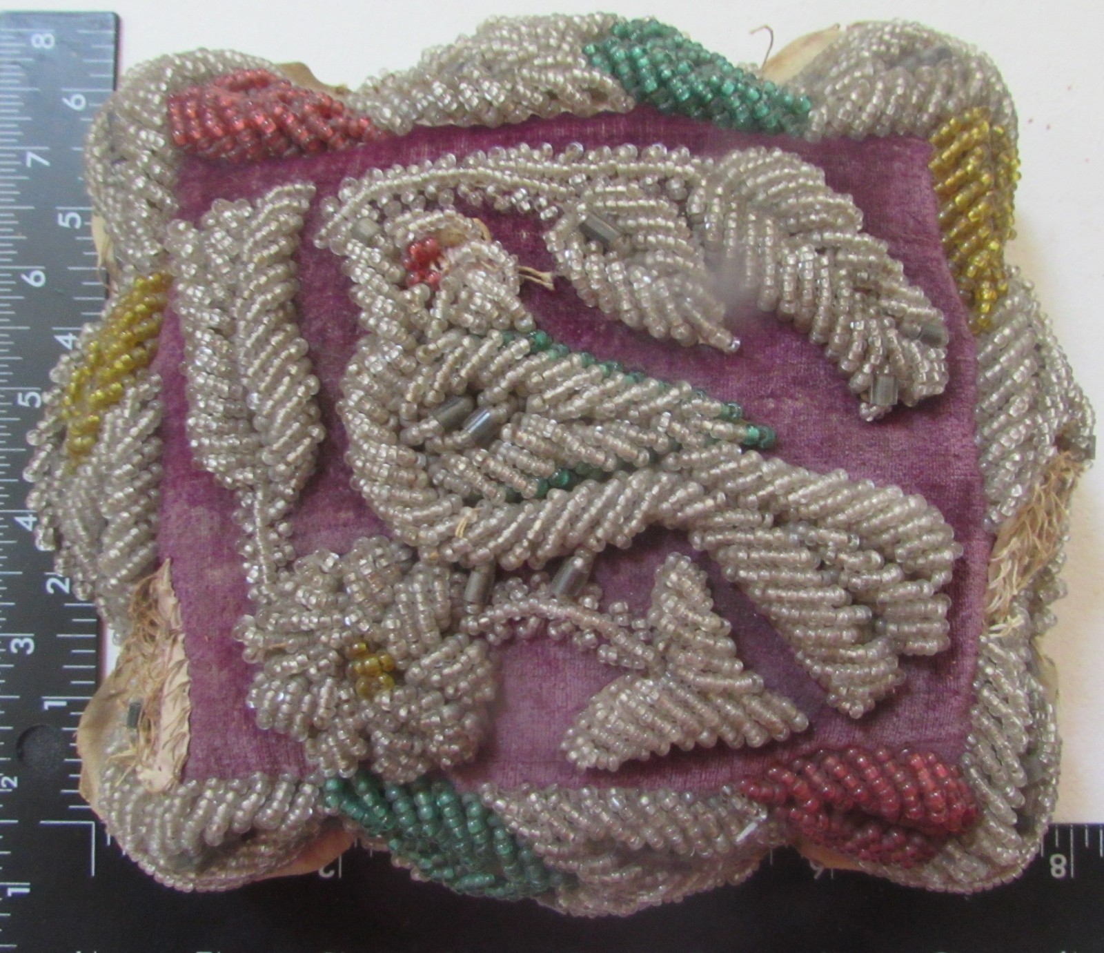 OLD AUTHENTIC NATIVE AMERICAN INDIAN BEADED PILLOW ~ 6" x 7" ~ IROQUOIS ?++ (D)