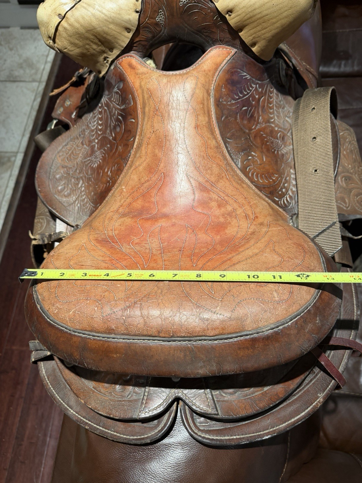 Western Saddle Décor – Rustic Cabin Display – Tooled Leather 15” VERY NICE DECOR