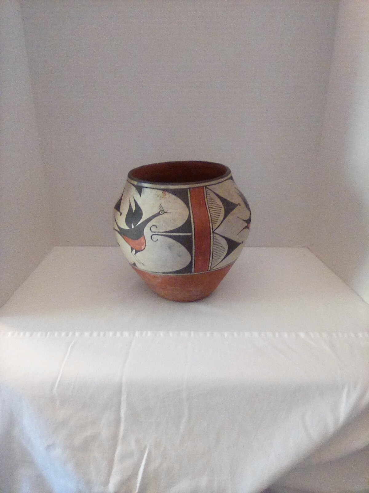 Authentic New Mexico Antique Zia Pueblo Indian Pottery Painted Bird Pot
