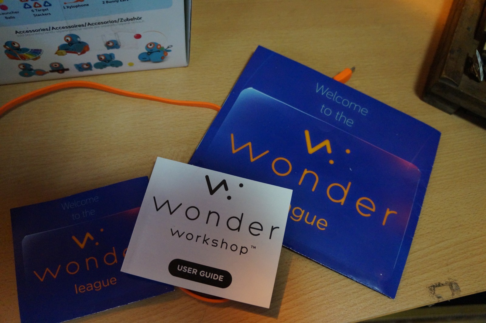 Wonder Workshop Dot and Dash Robot Wonder Pack, Coding Robots for Kids, PARTS!