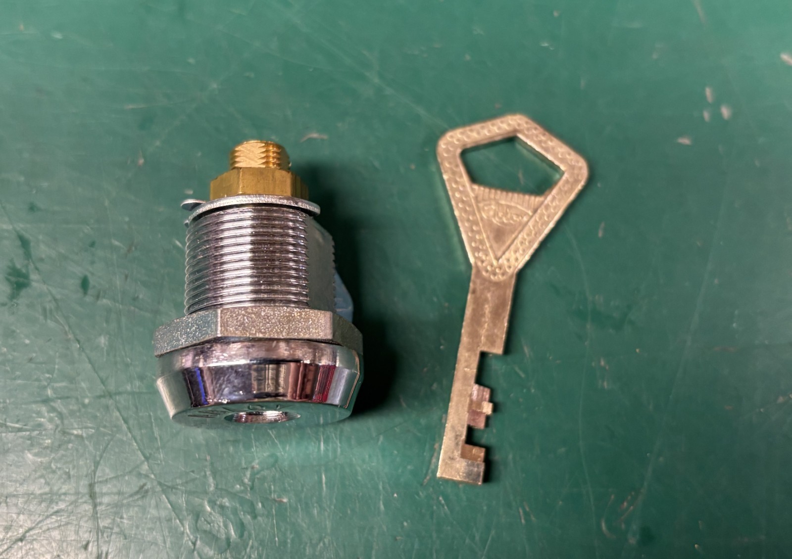 New Classic Abloy Disk Detainer Cam Lock Cylinder Finland - Locksmith Locksport