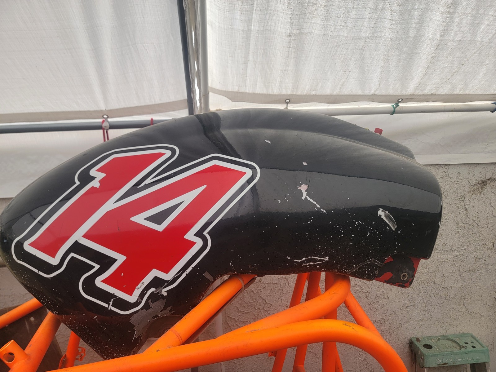 Saldana 33 Gal Tail Tank W/Bladder Top Outlet Outlaw Sprint