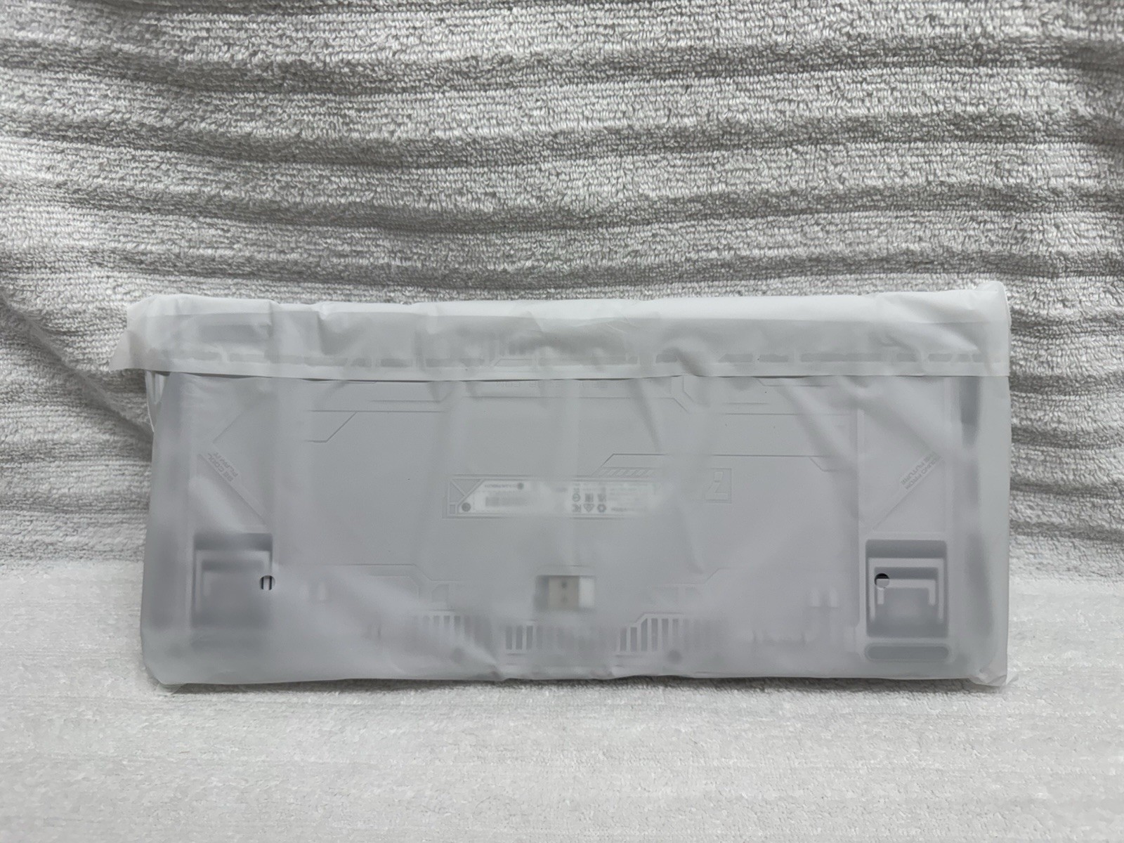 Gravastar Mercury K1 Gradient White Gaming Keyboard, Aluminum Alloy