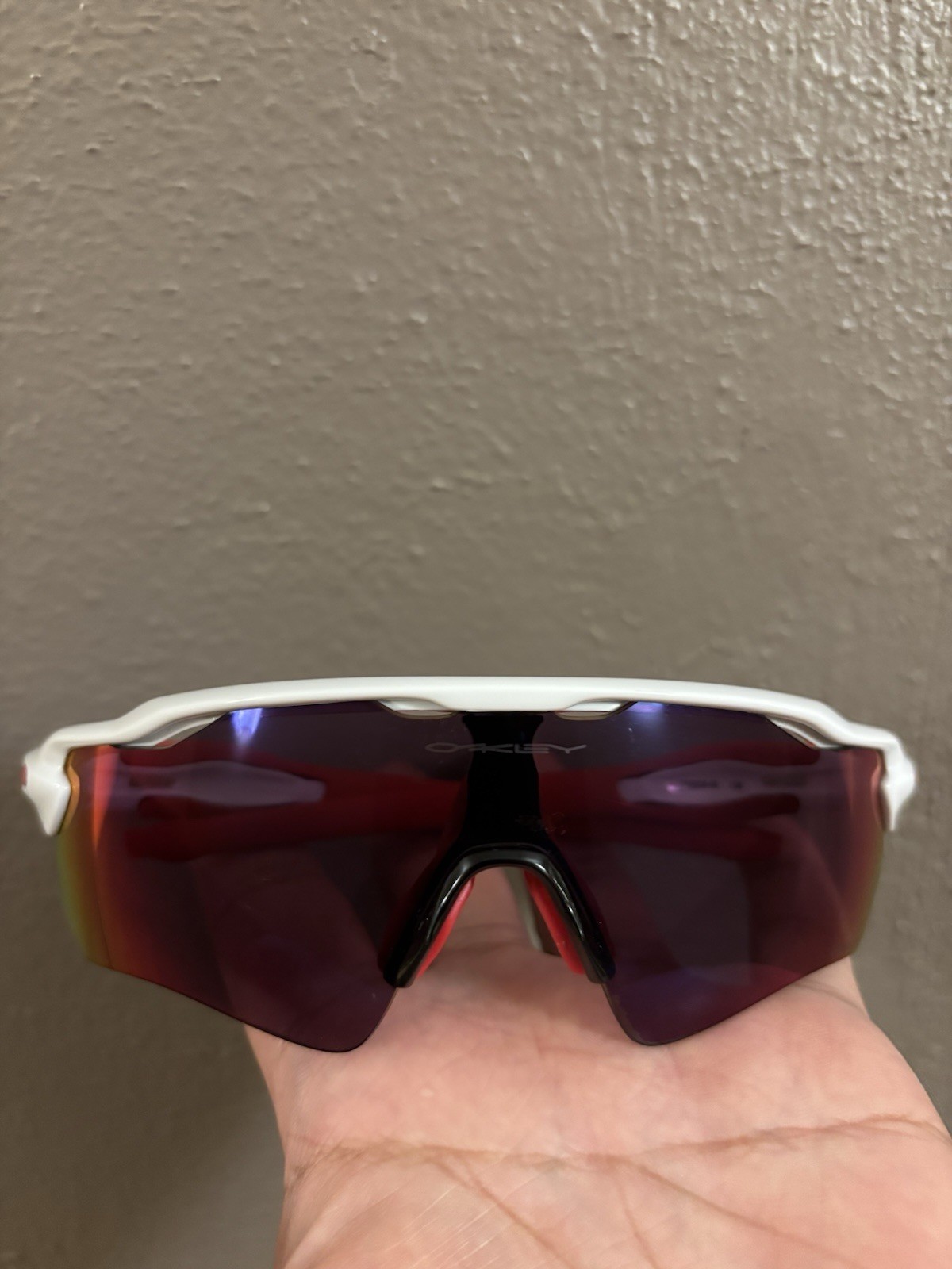 Oakley Radar EV Path Red/White Sports Sunglasses Model OO9208-05. 128 *NO CASE*