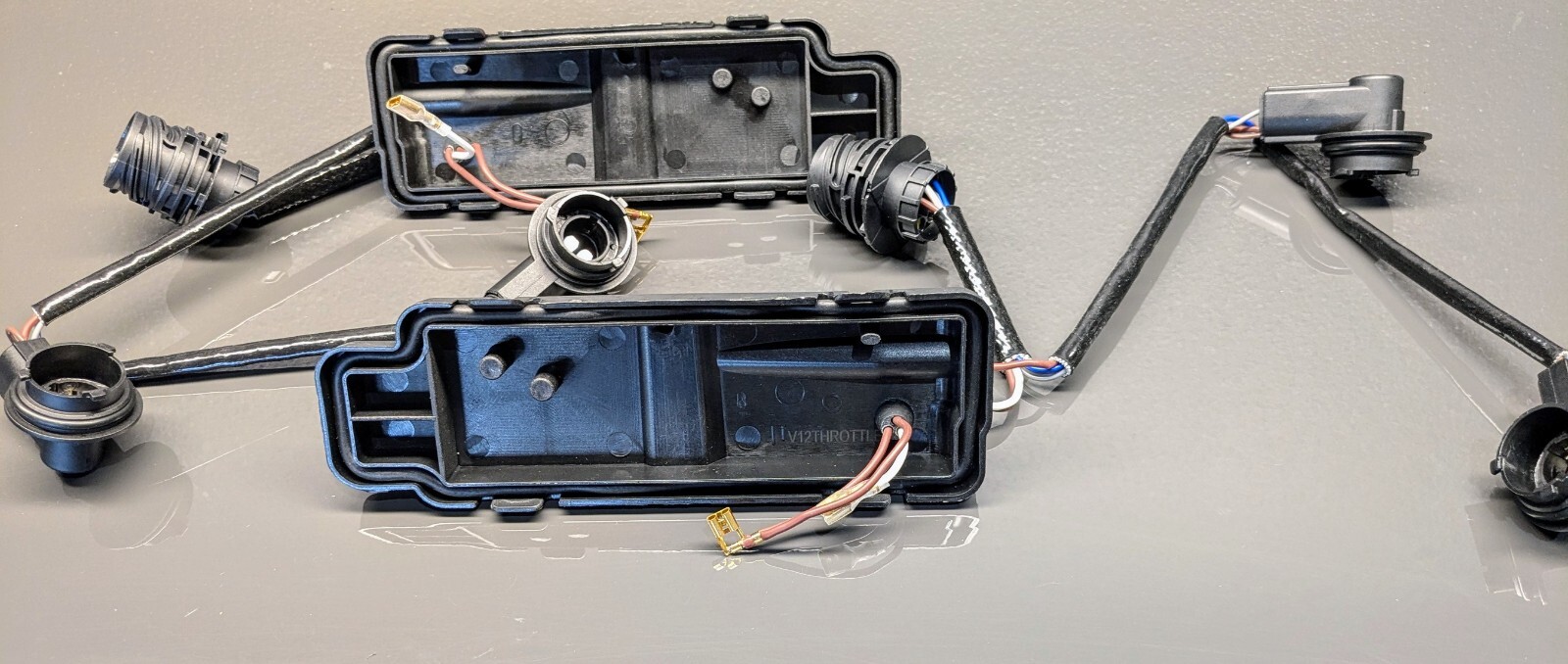 BMW E31 US Spec Complete FTP Wiring Harness (Pair) 63118354385, 63118354386