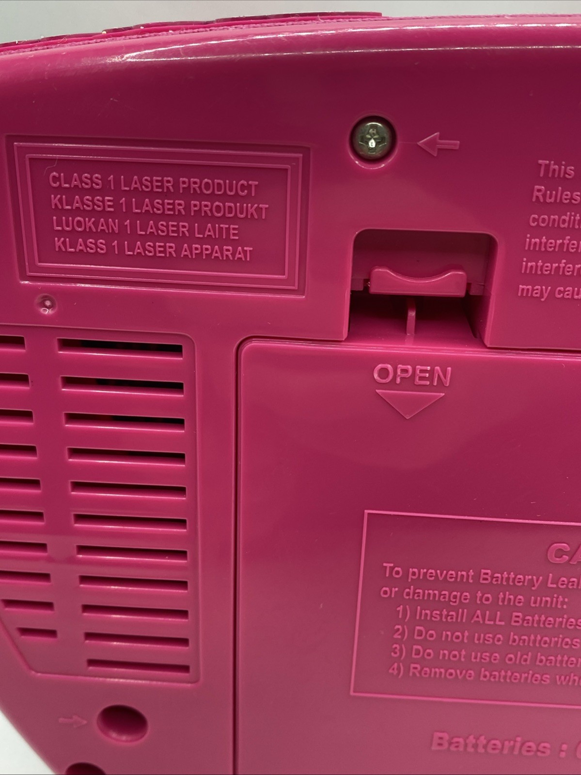 Barbie Glamtastic Boombox CD Player Radio Pink Model BB11045 2011 Works AUX