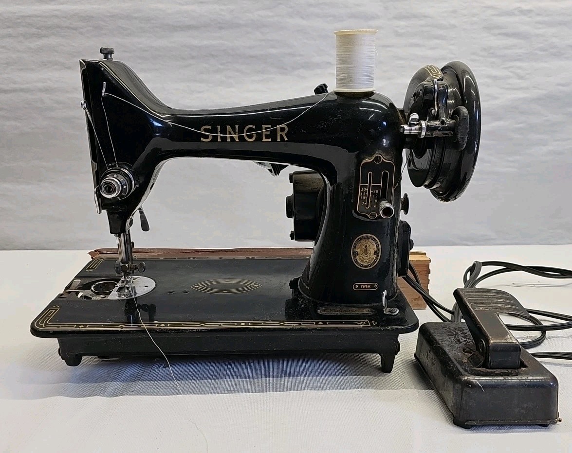 Vintage Singer 99K Sewing Machine Motor Works Need Belt