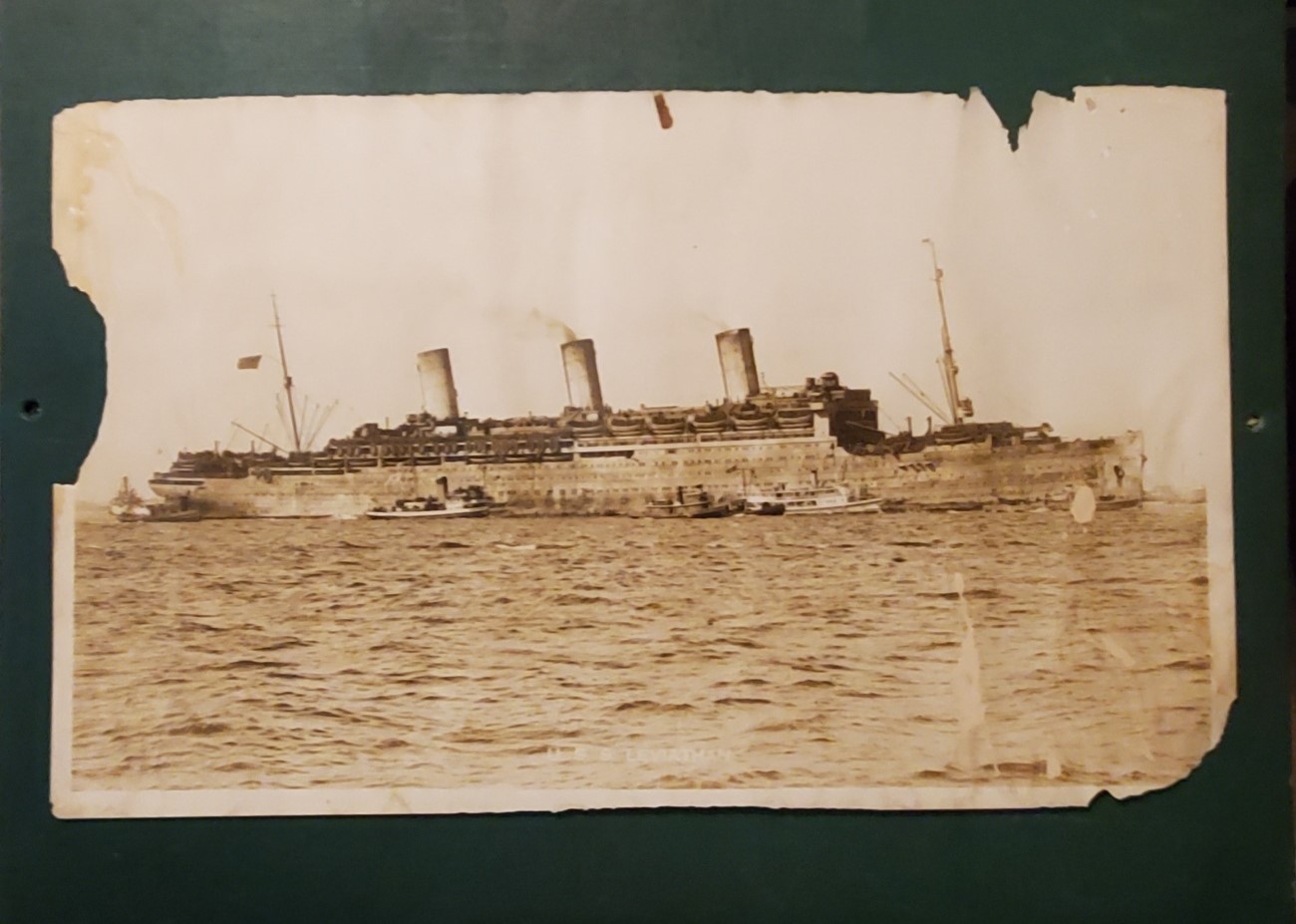 5158----WWI USS Leviathan transport ship photo 19.75 x 12