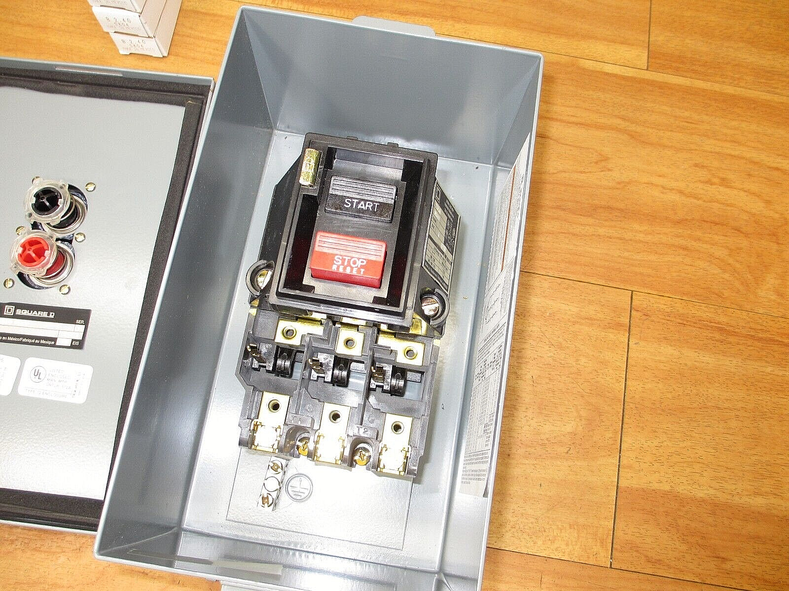 Square D 2510MBA2 *NEW* AC Manual Starter Switch