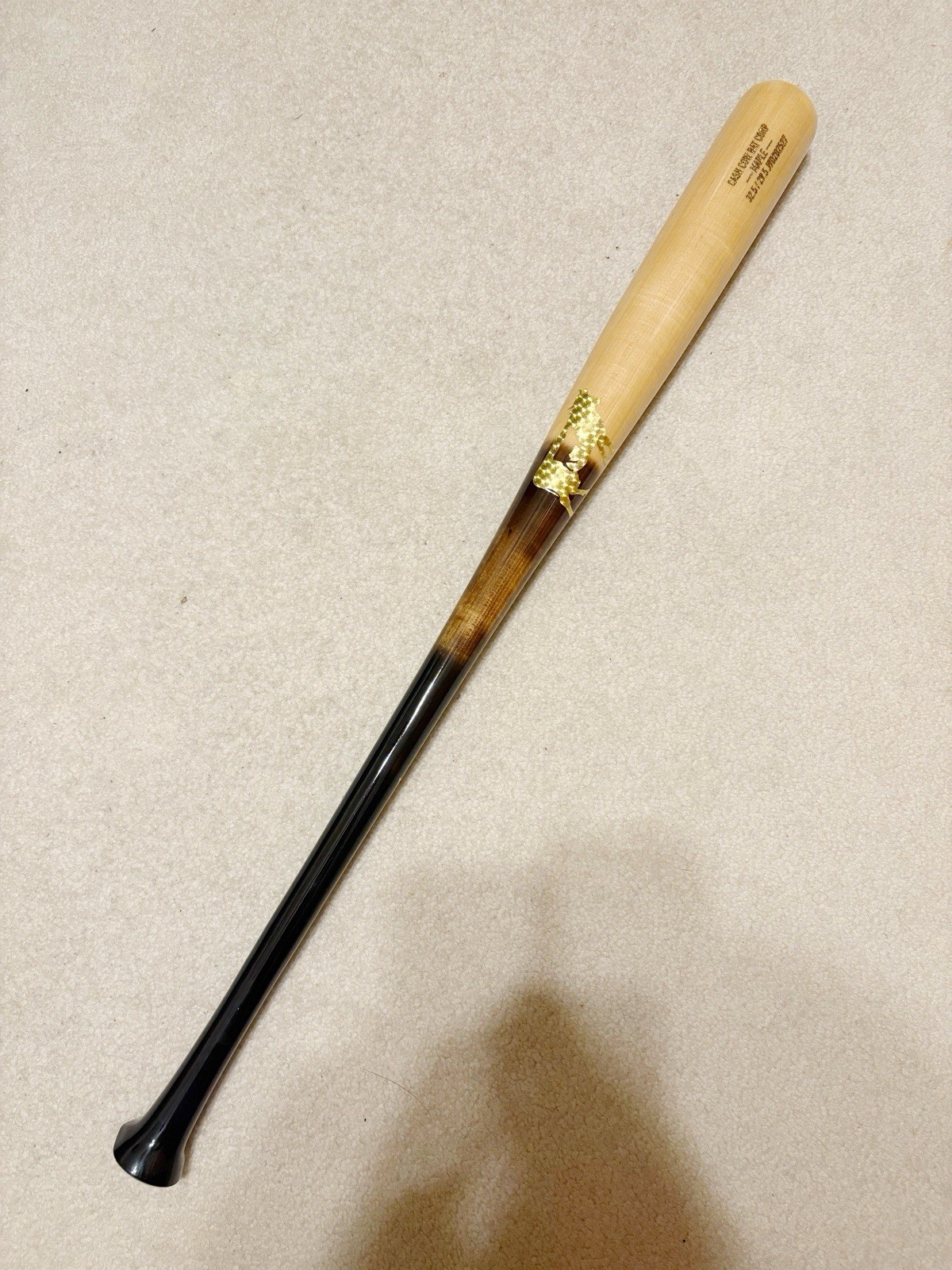 Hybrid Handle Maple Wood Baseball Bat 32.5in 29.5oz. Black / Pine Tar Look / Nat