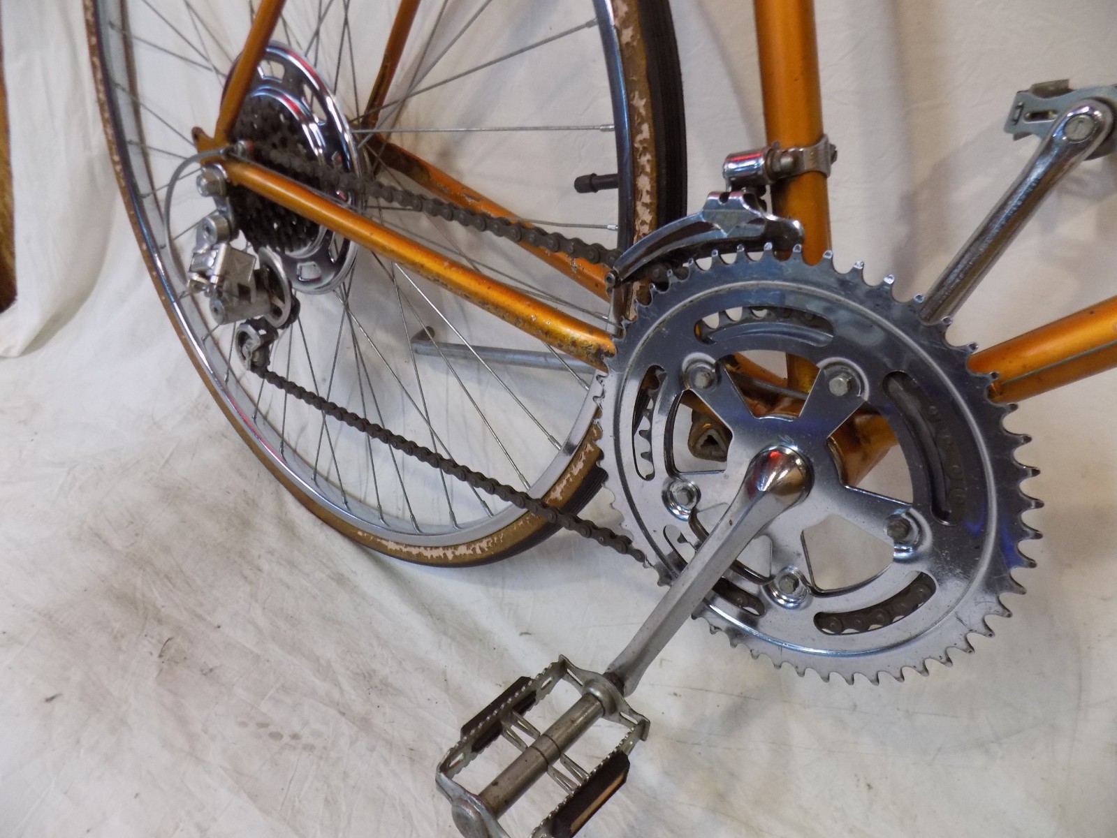 1967 SCHWINN VARSITY COPPERTONE GOLD MENS 10-SPEED ROAD BIKE SPRINT CONTINENTAL!