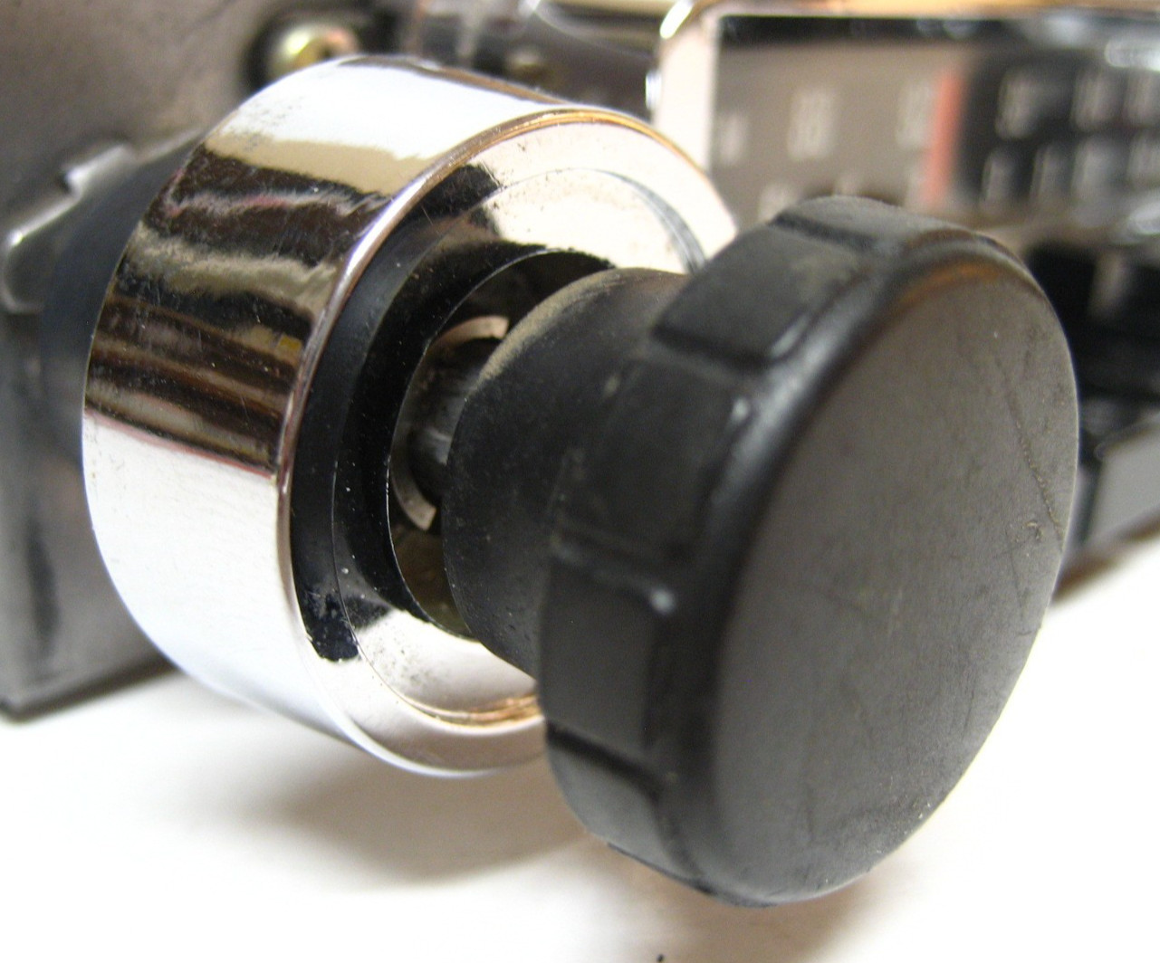 1972 1973 1974 1975 1976 1977 Renault AM-FM Stereo Radio Clean & Works See Video