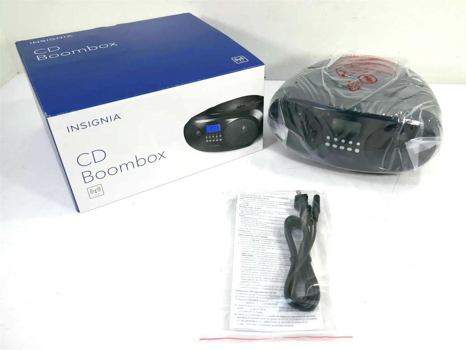 Insignia NS-B4111 CD/CD-RW Playback/Radio/CD-R Playback Boombox-Free Shipping