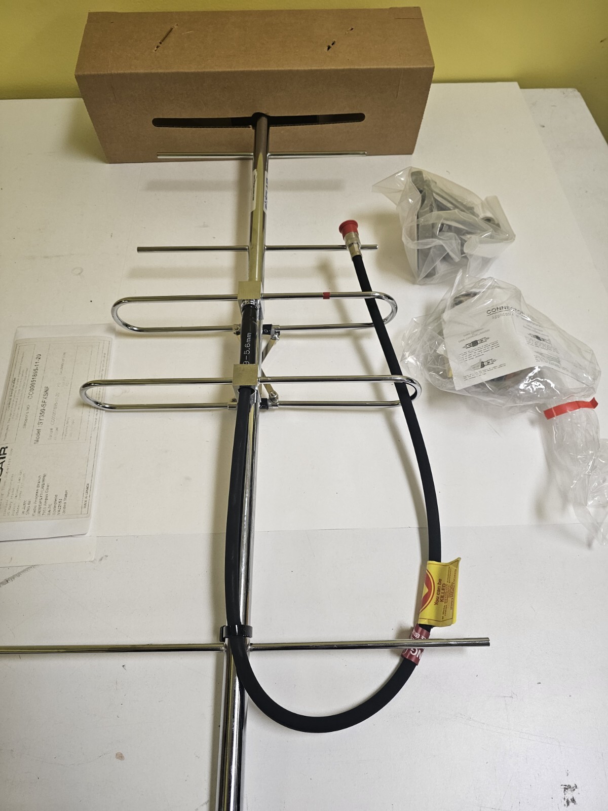 NEW in BOX Sinclair Technologies SY350-SFXSNF YAGI 406-512 MHz UHF Antenna