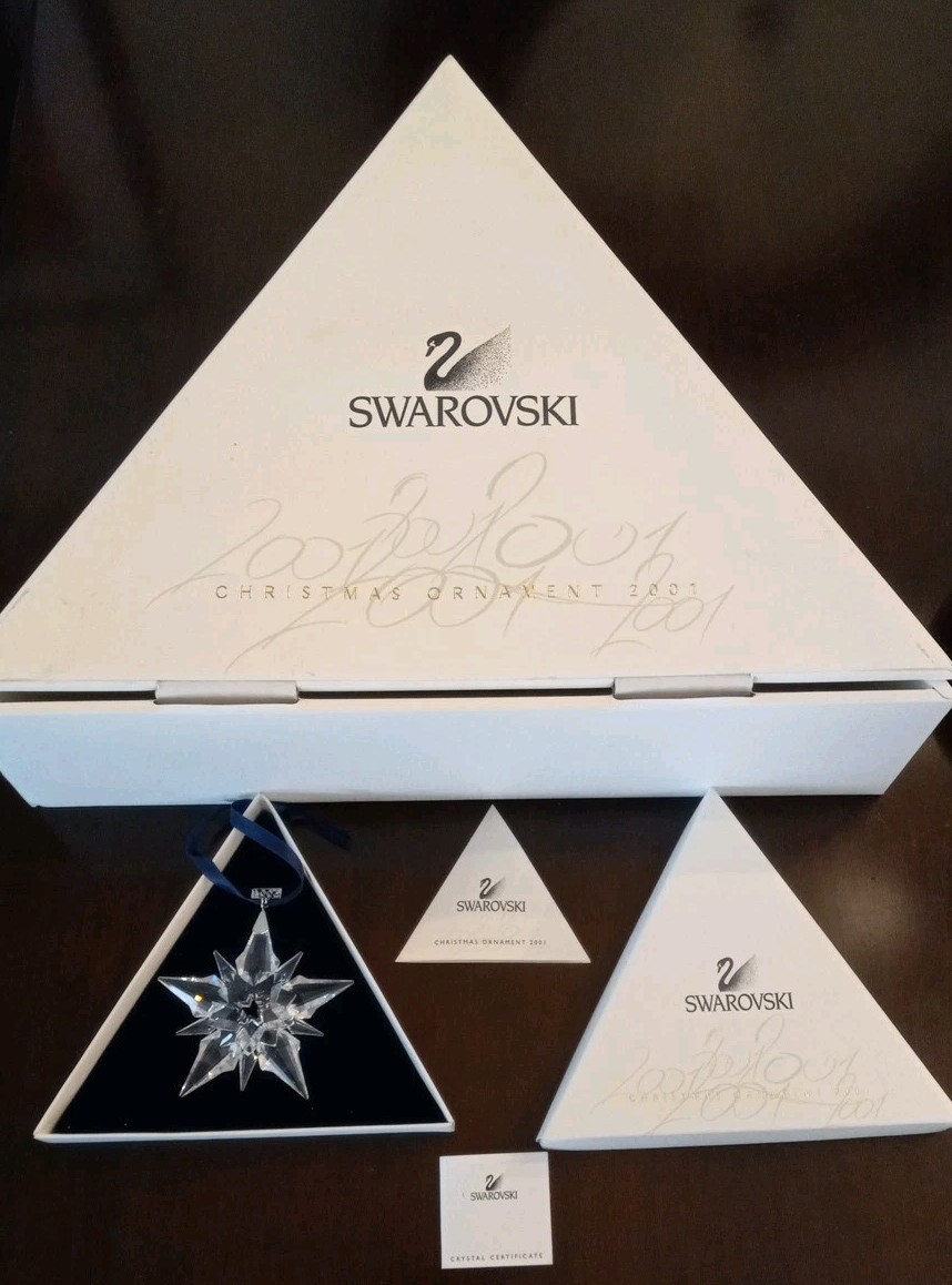 RARE Swarovski 2001 Large Snowflake Christmas Ornament w/ 14.5" Dealership Box