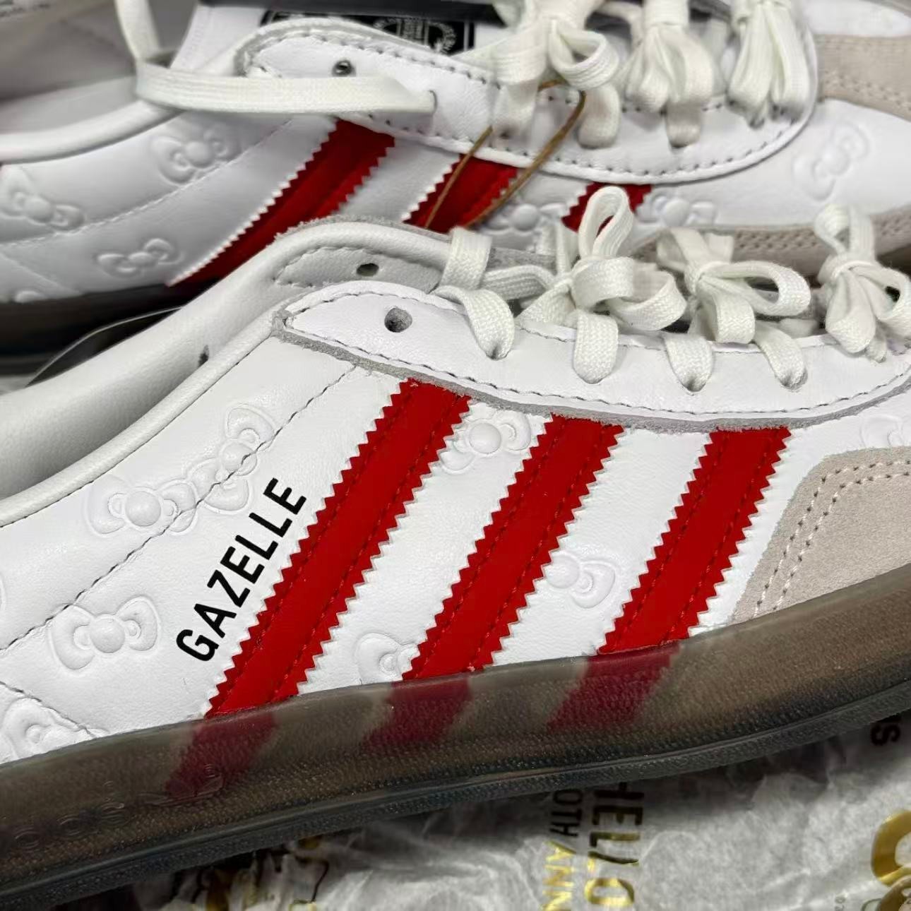 adidas Originals x Hello Kitty Gazelle Indoor W 50th Anniversary II0013
