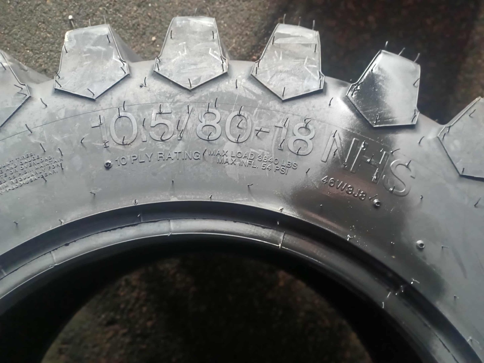 10.5/80-18 TIRE I-3 INDUSTRIAL 10PLY NEW OVERSTOCKS 1058018 10.5 80 18