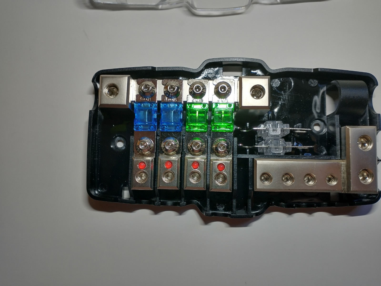 Car Audio 12 Volt 4 Way Power Distribution Block Set, 0/4 Input 4/10 Output New