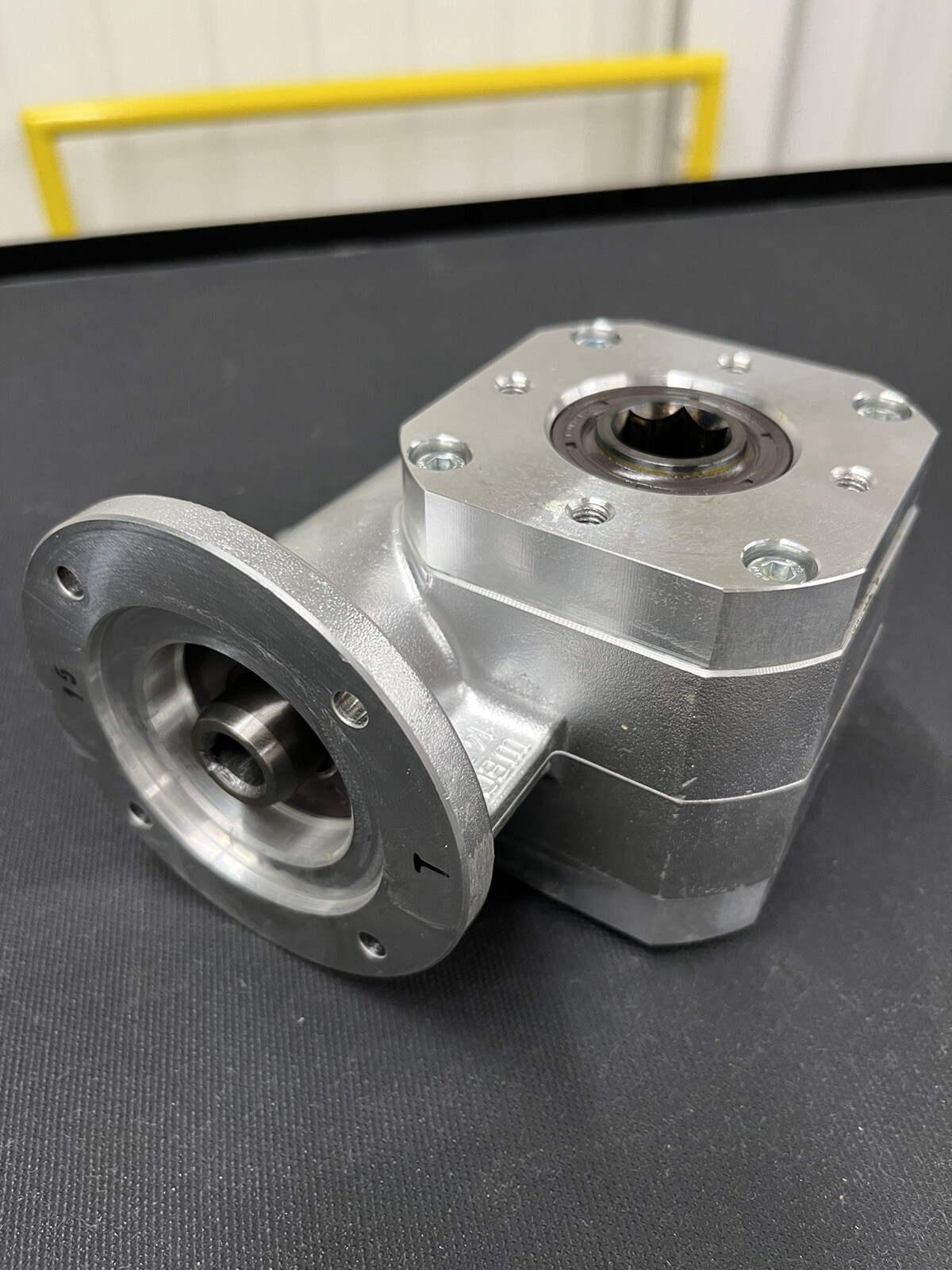 Bosch Rexroth 3842527867 Slip-On Gearbox Transmission Gear 7211 GS 14-1 I=15: 1