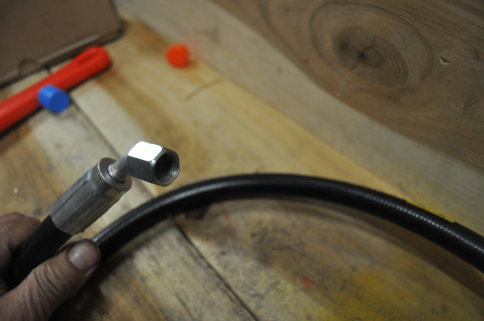 Parker 451TC-6 3000PSI Hyd.Hose 3/8”ID 75”IN LONG -6 45 DEG SWIVEL -8 STRAIGHT