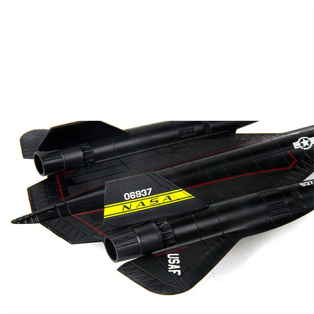 Blackbird SR-71 Alloy Fighter 1:144 Aircraft Model Simulation Military Ornament