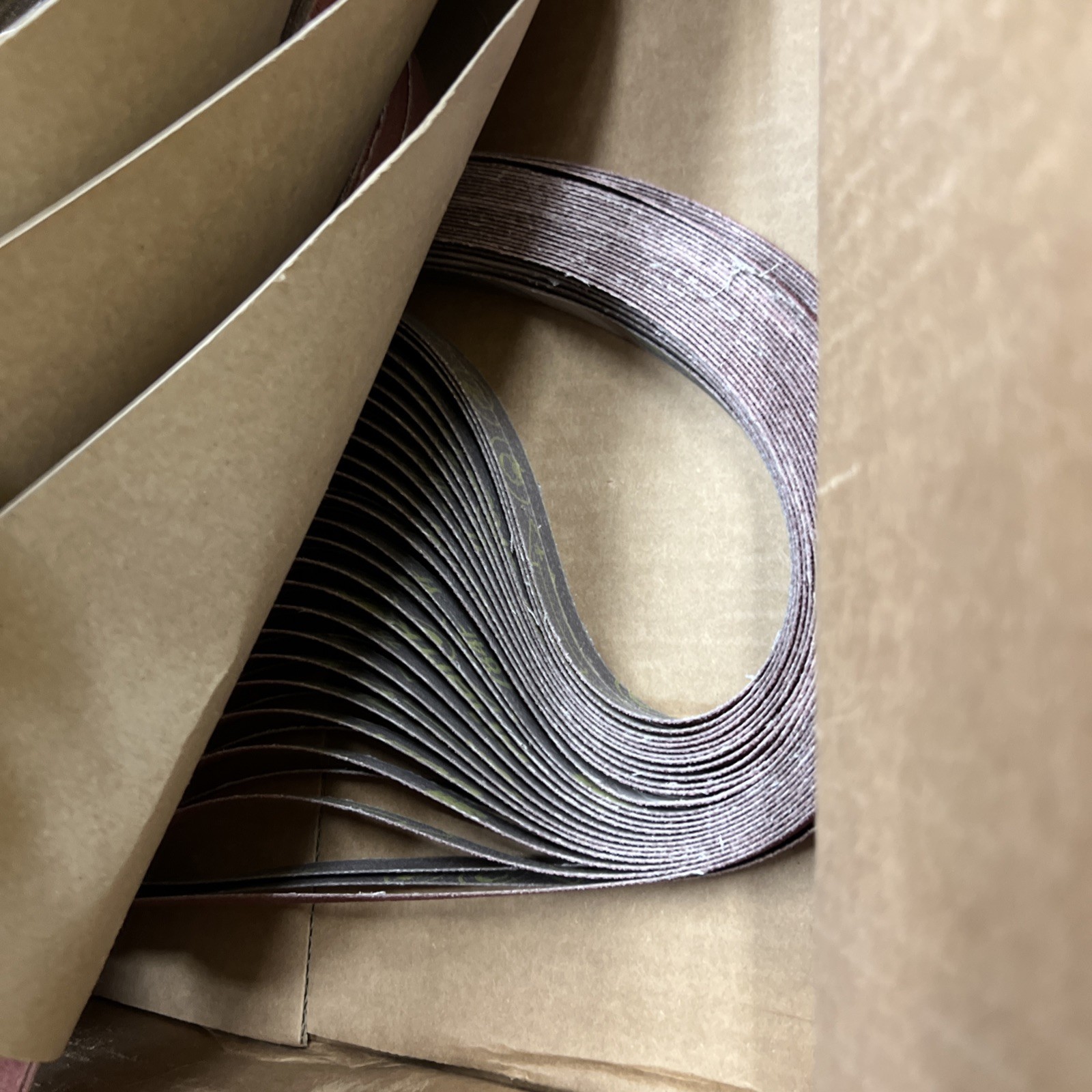 3M Cubitron ll Cloth Belt 784F, 1/2 in x 42 in, 60+ YF-weight, L-Flex, 200 Case