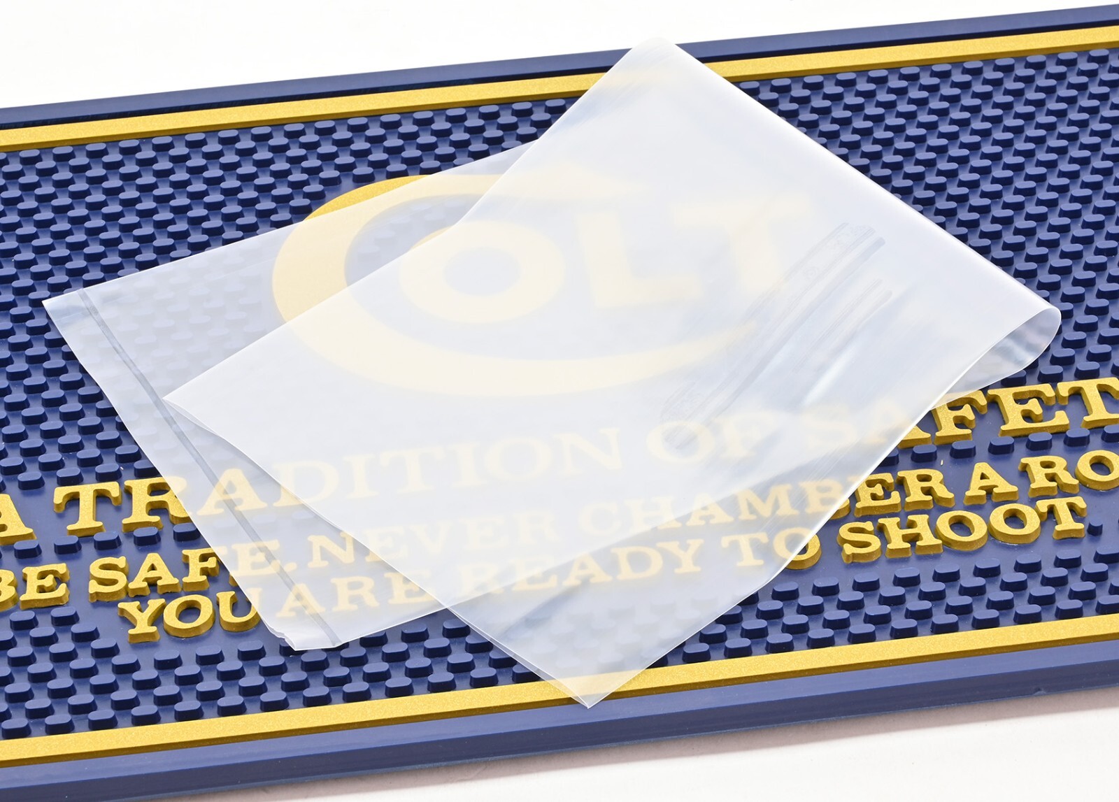 Colt Diamondback 2 1/2 Inch .38 1965-1973 2 Piece, Red Interior Box Plus. New