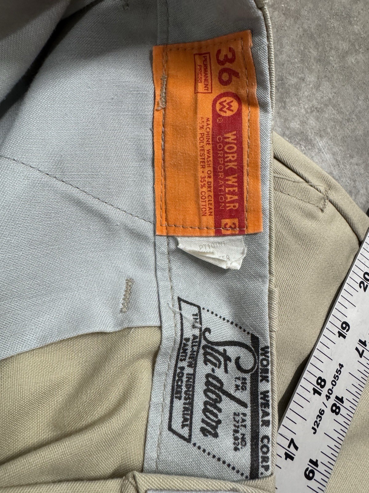 Vintage 1960s 1970s Workwear Slacks Trousers Men 35x30 Tan Sta-Prest Pants NEW