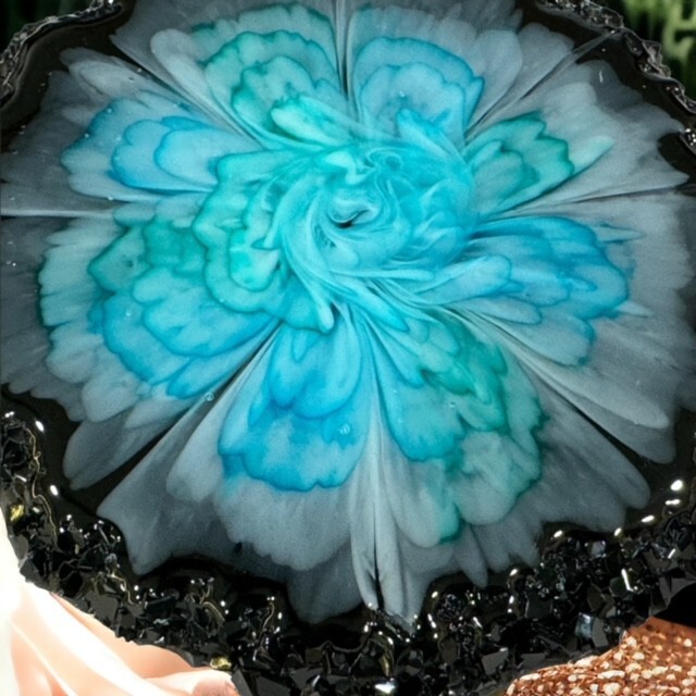 Sm 3 oz Volume Silicone Crystal Edged Tapered Coaster Mold