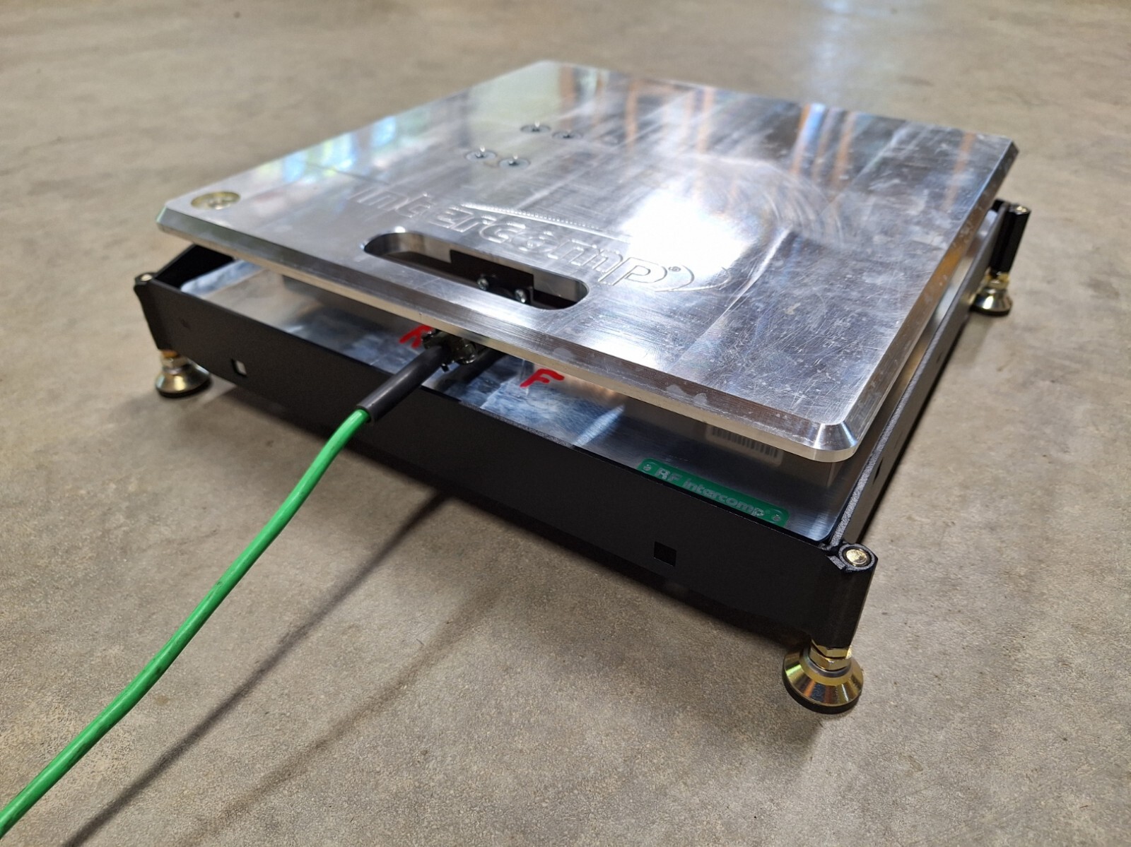 Racing scale pad levelers bases DIY Corner Balance Pads fits ALL 15" scales