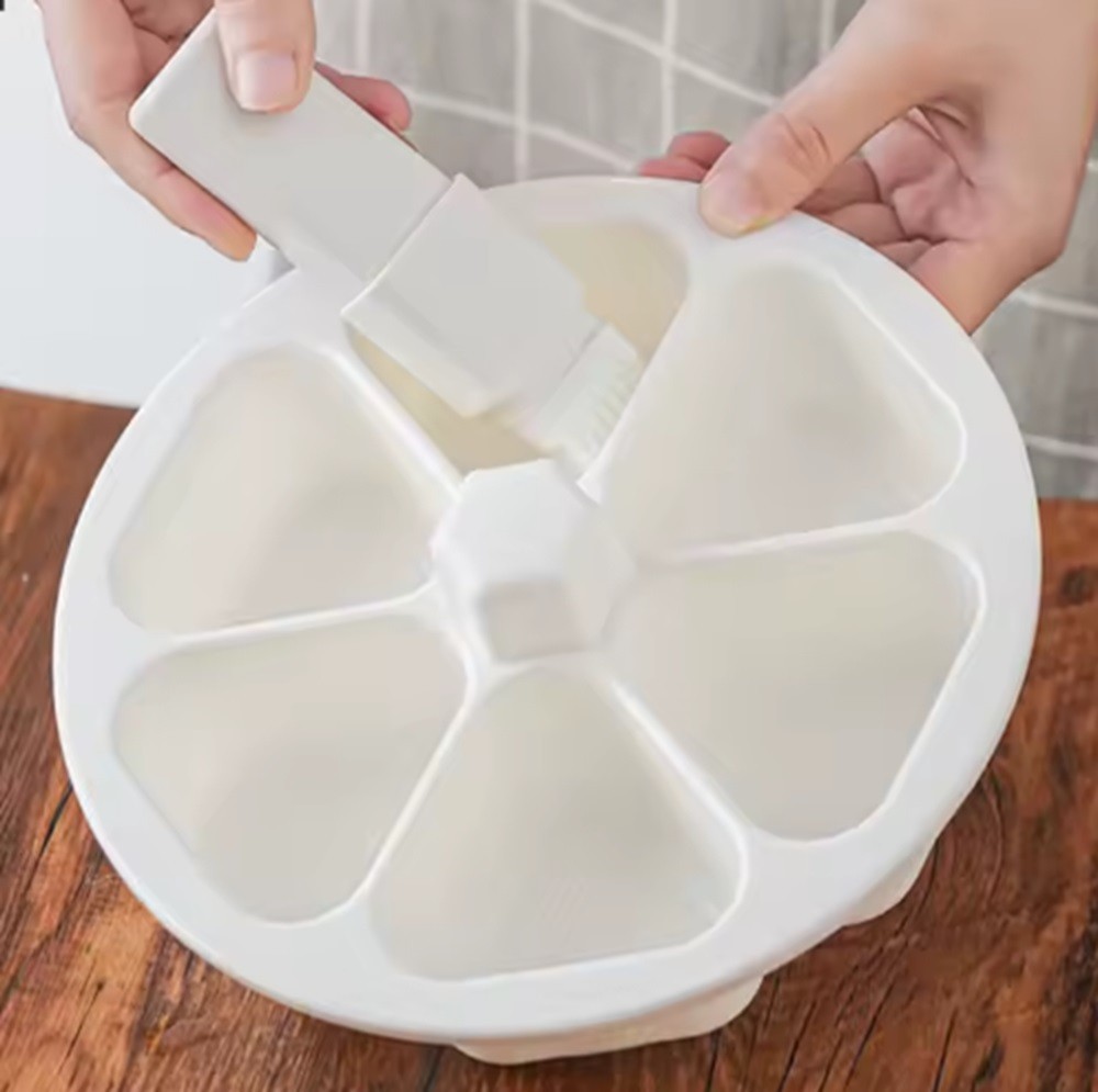 6-in-1 Onigiri Mold–Multifunctional Triangle Sushi Rice Ball Maker & Storage Set