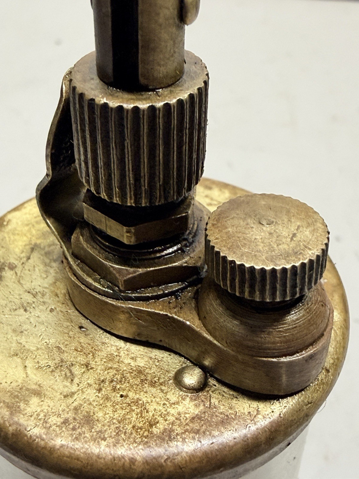 Brass Cylinder Oiler IHC M International Famous Mogul Hit Miss Engine 1/4" NPT